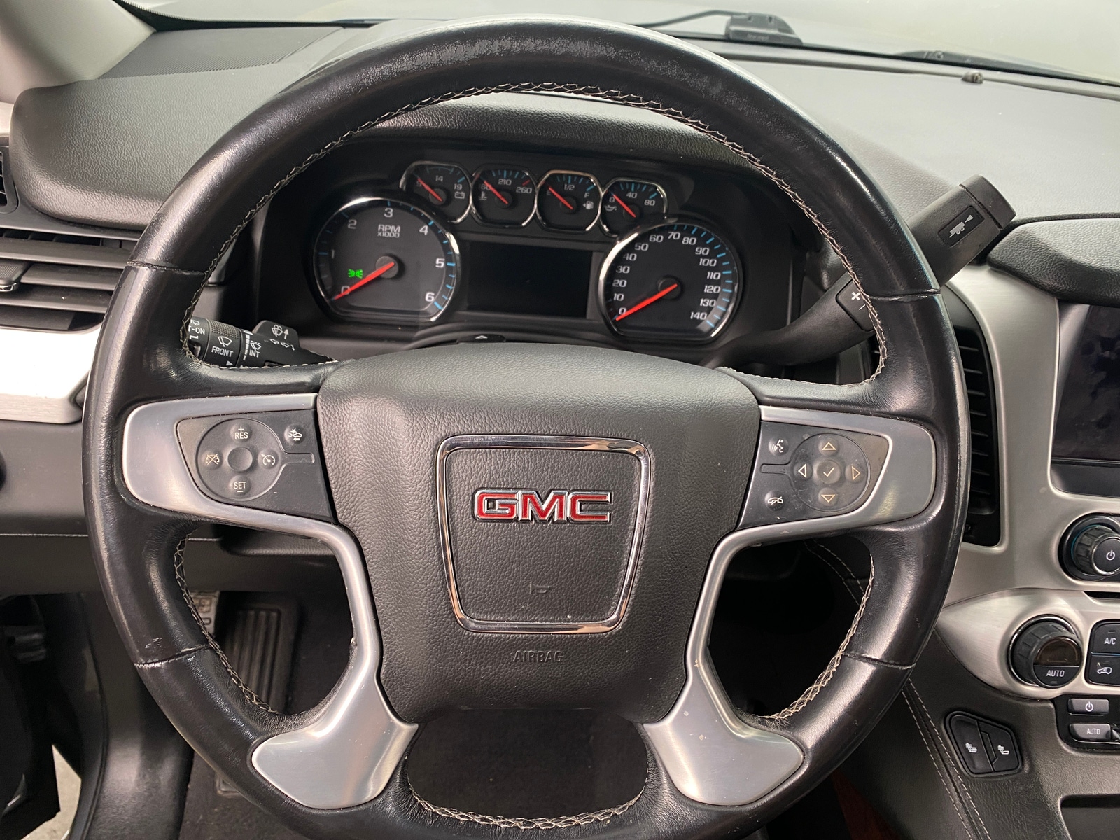 Thumbnail: 2020 GMC Yukon - 4