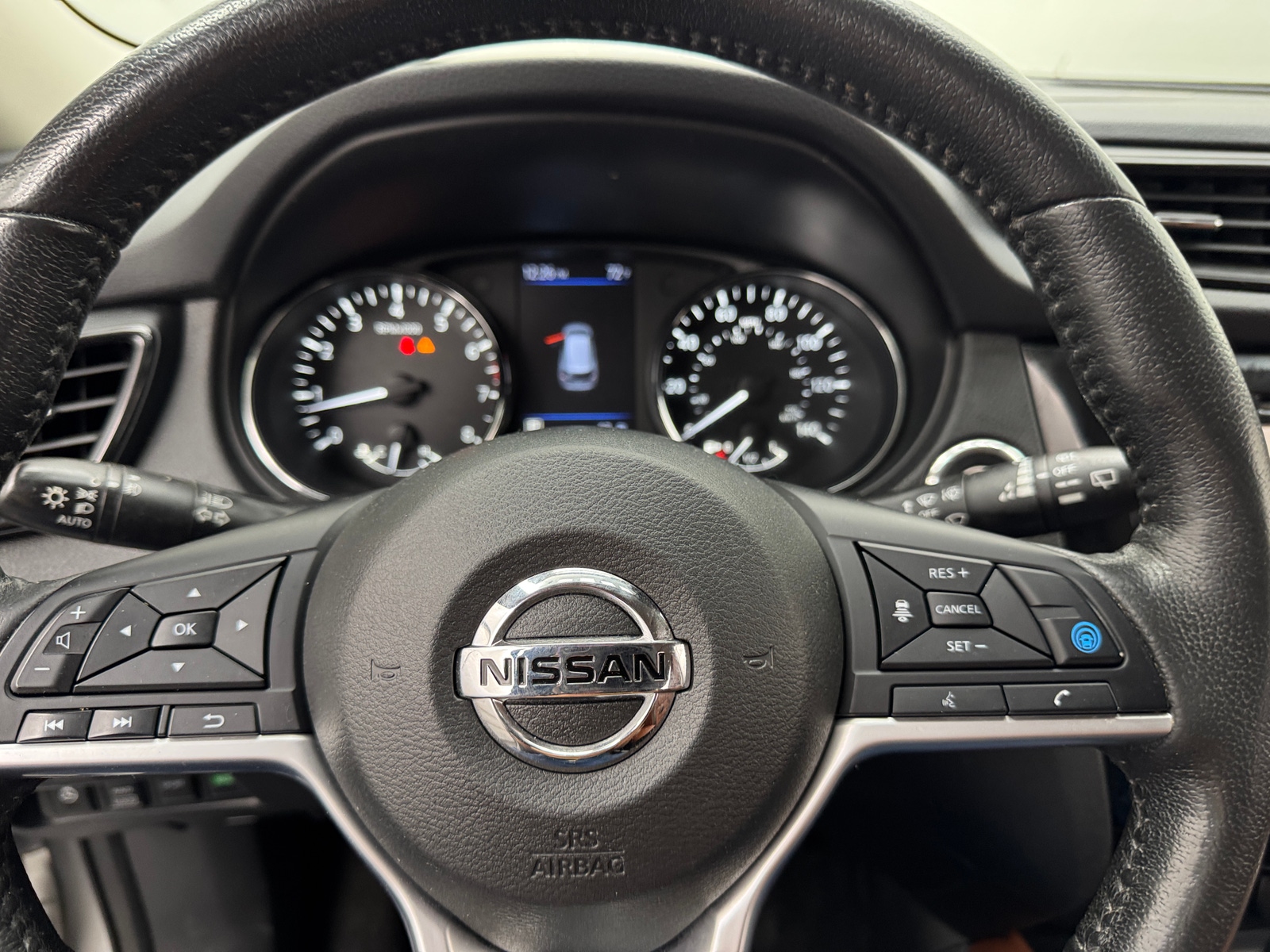 Thumbnail: 2019 Nissan Rogue - 4