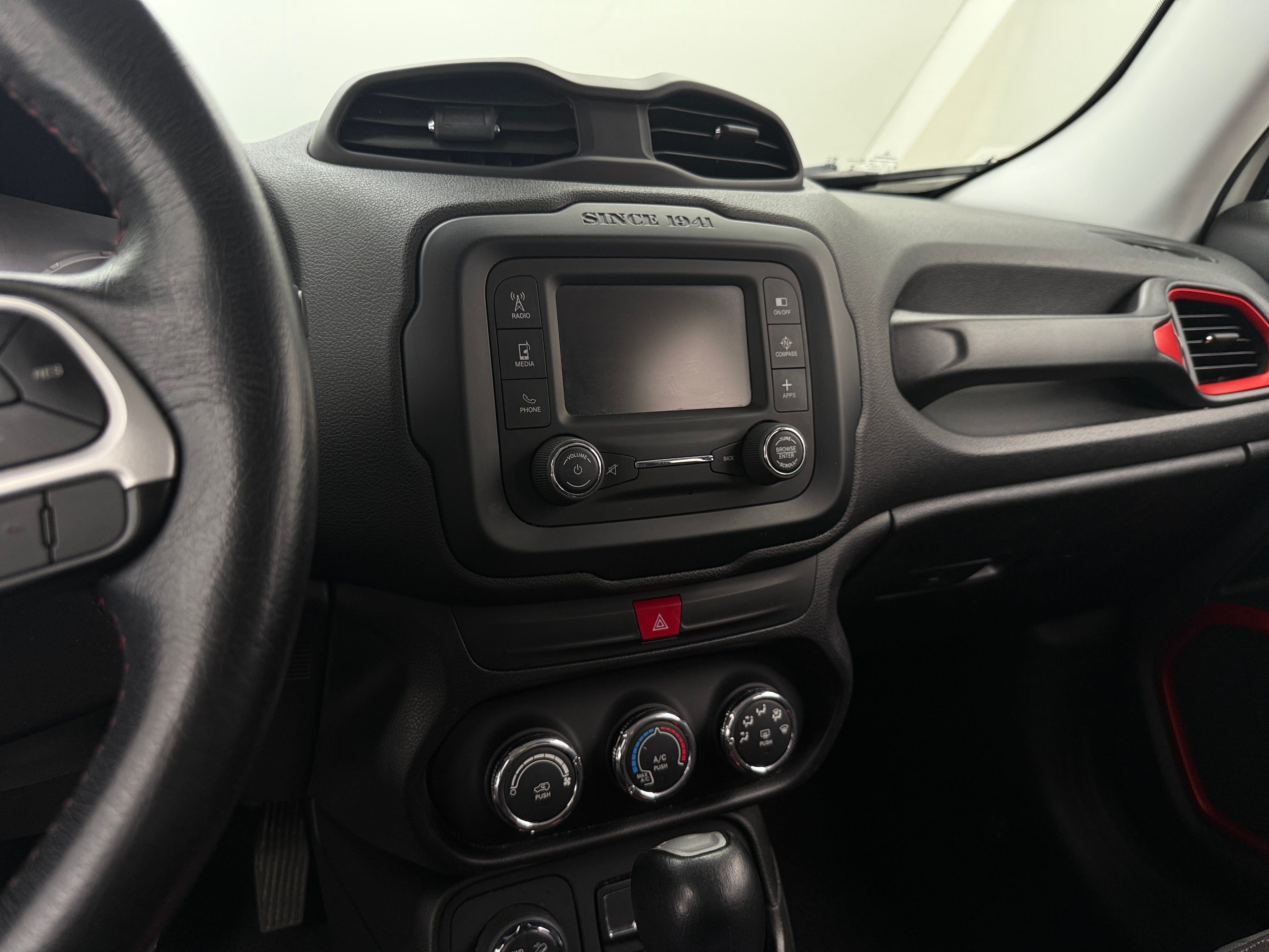 Thumbnail: 2017 Jeep Renegade - 4