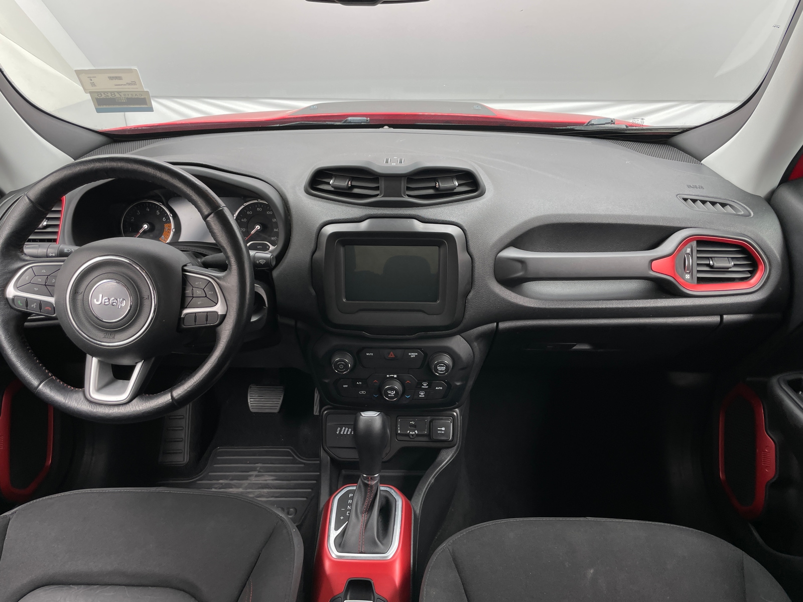 Thumbnail: 2019 Jeep Renegade - 3