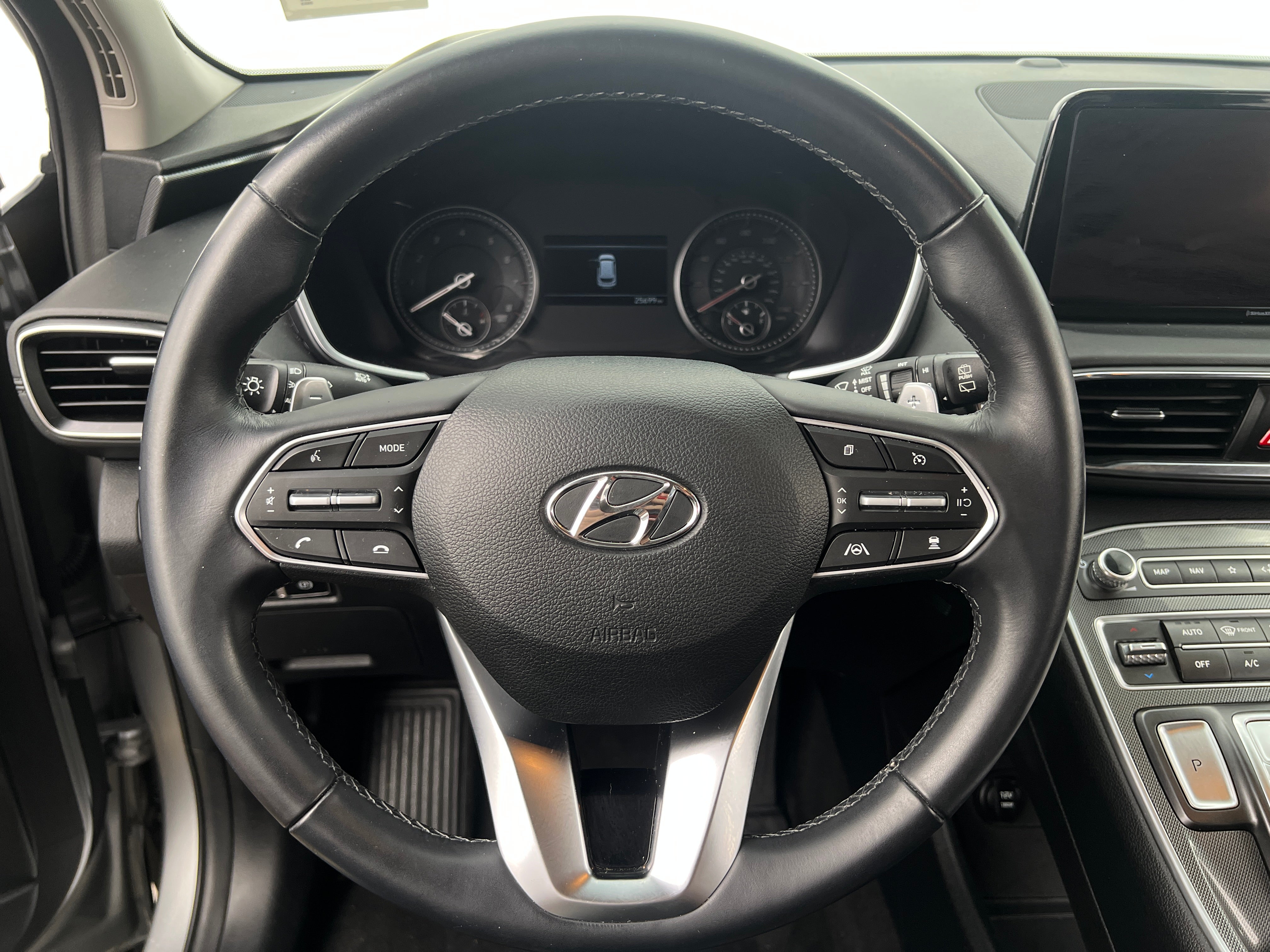 Thumbnail: 2023 Hyundai Santa Fe - 4