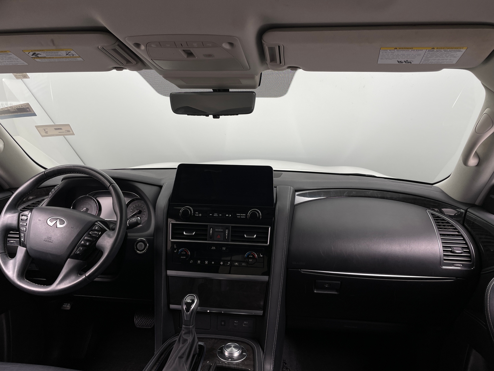 Thumbnail: 2022 INFINITI QX80 - 2