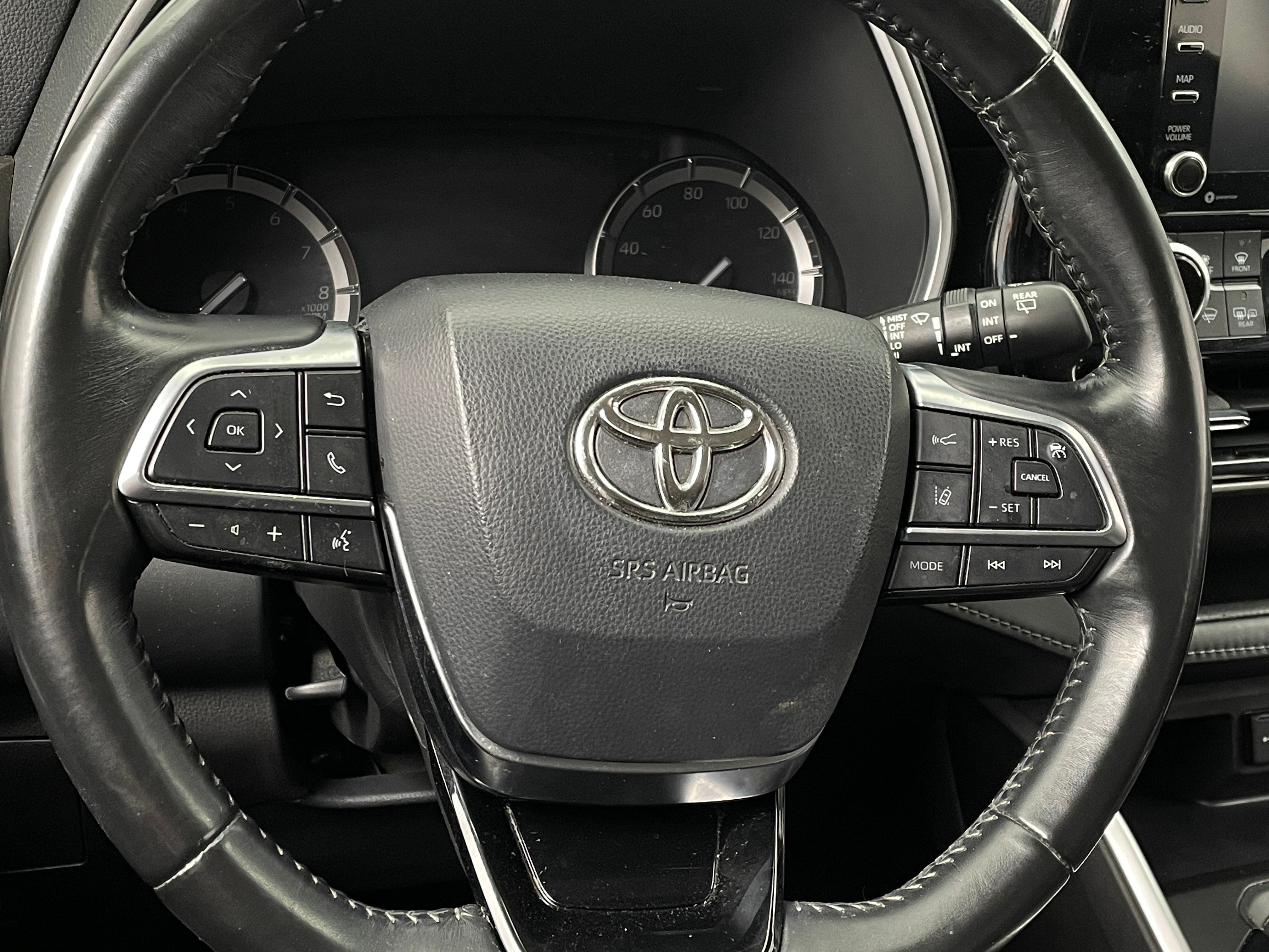 Thumbnail: 2021 Toyota Highlander - 4