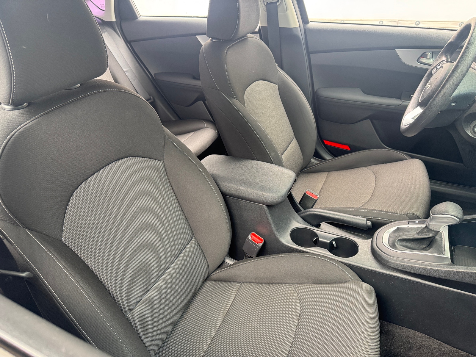 Thumbnail: 2022 Kia Forte - 2