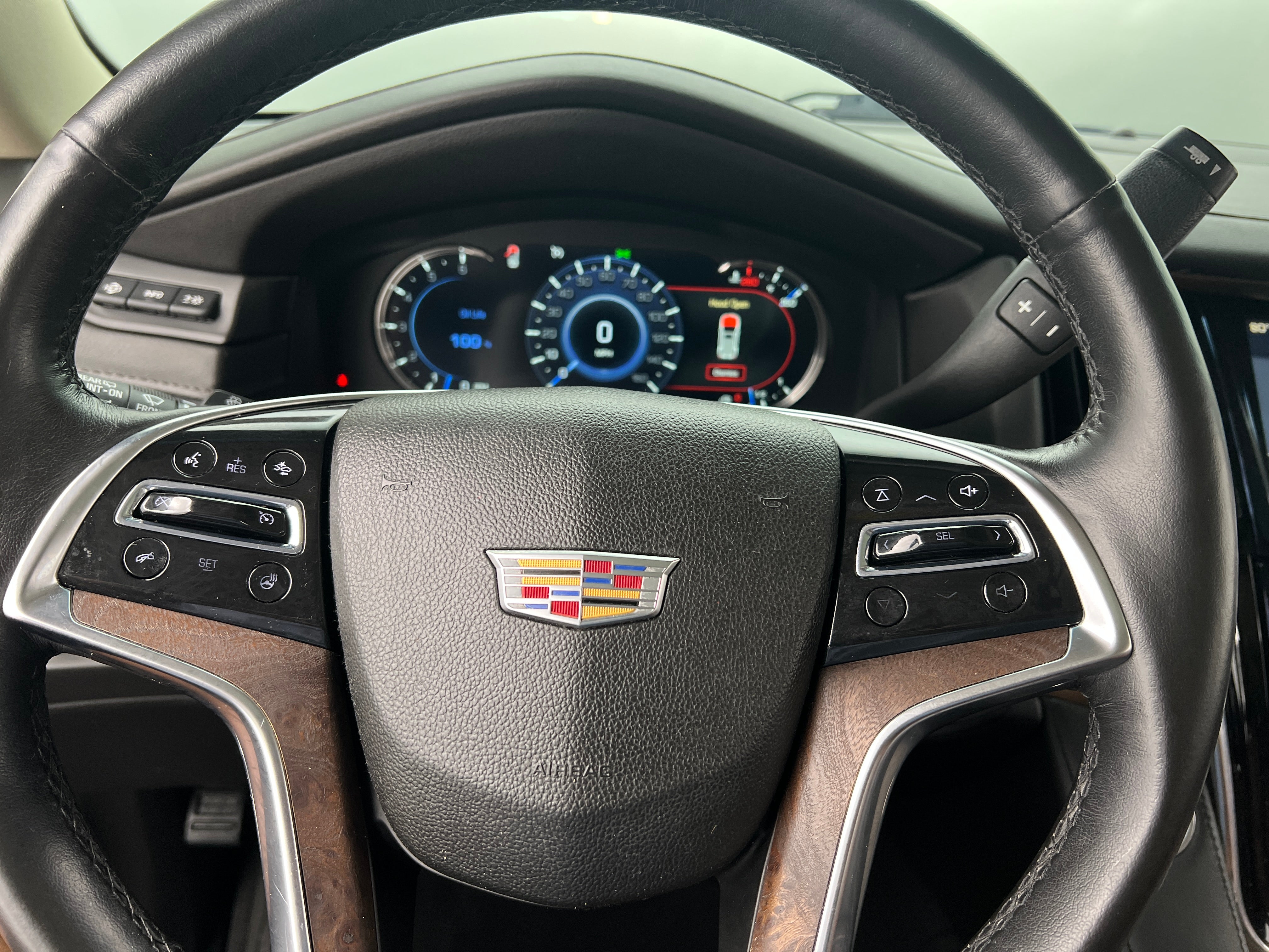 Thumbnail: 2016 Cadillac Escalade - 4