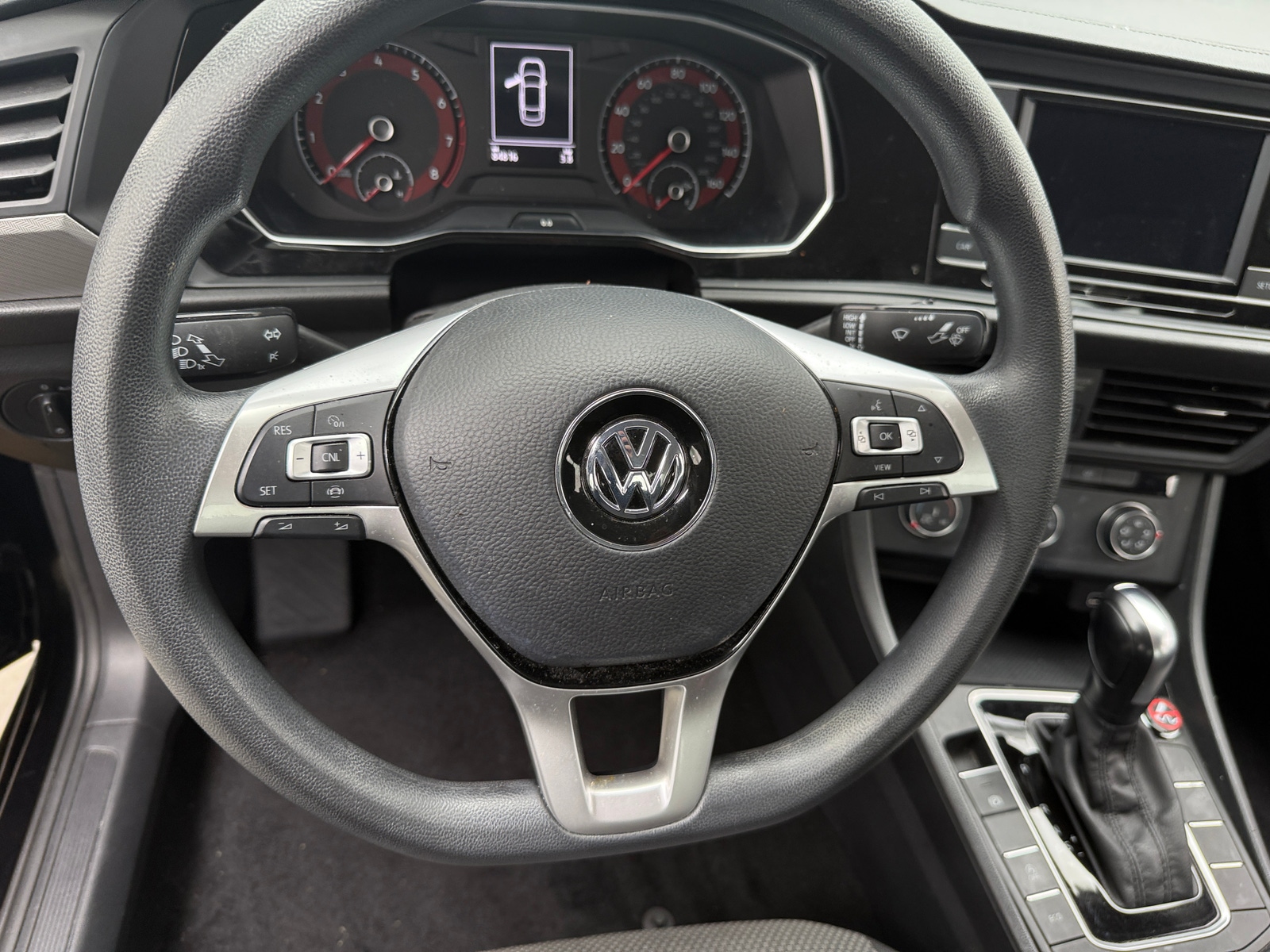 Thumbnail: 2019 Volkswagen Jetta - 5