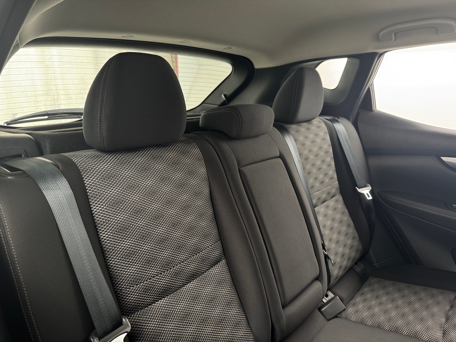 Thumbnail: 2019 Nissan Rogue Sport - 6