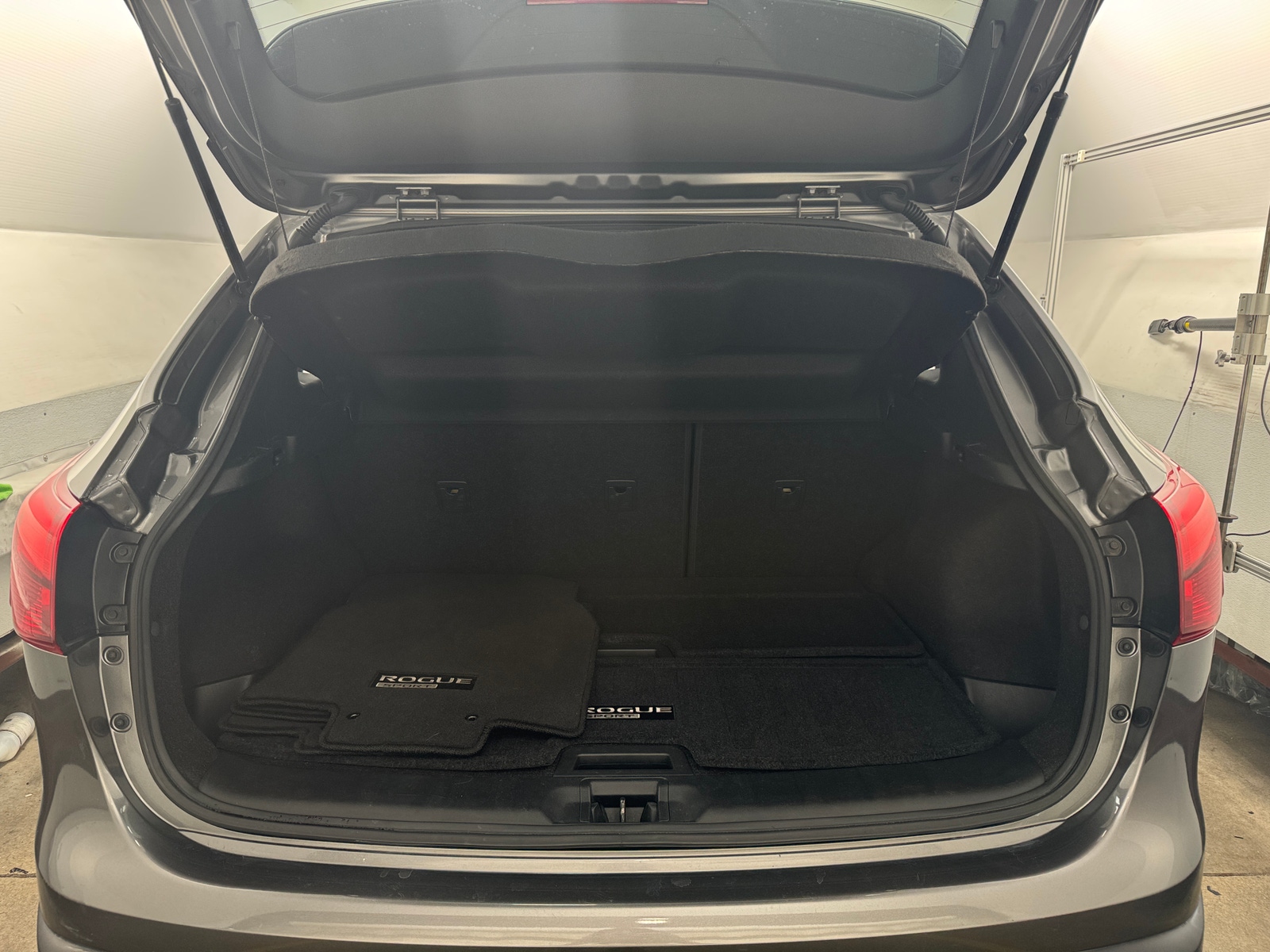 Thumbnail: 2019 Nissan Rogue Sport - 7