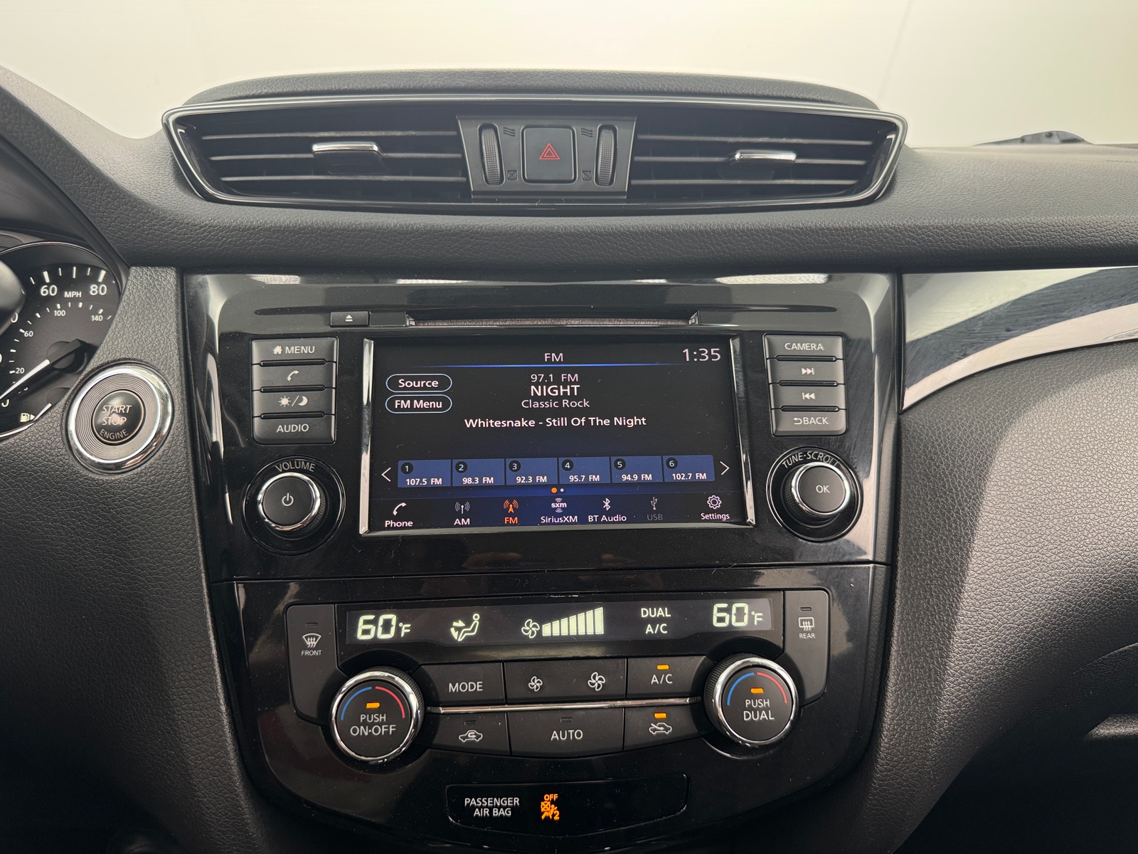 Thumbnail: 2019 Nissan Rogue Sport - 4