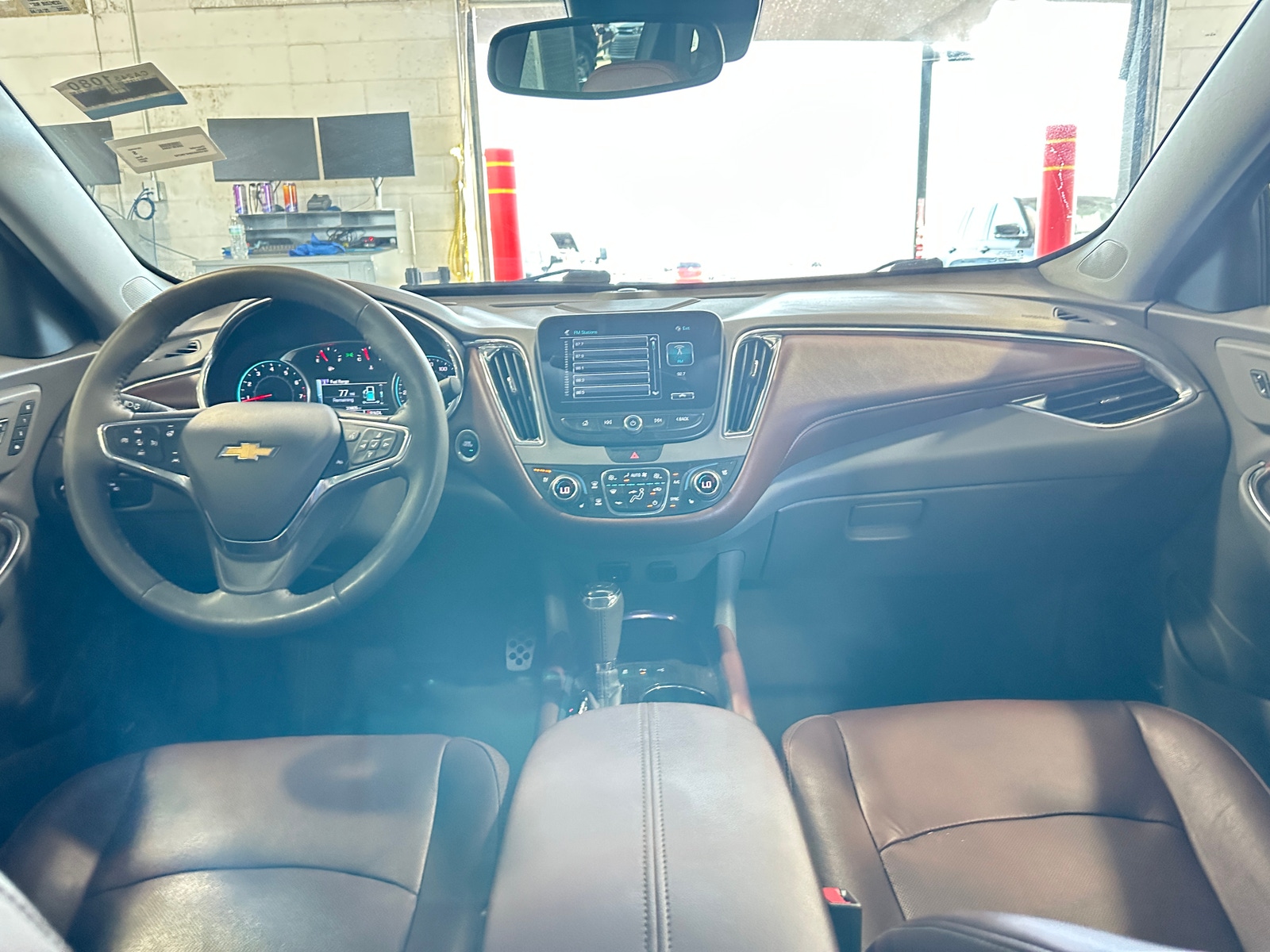 Thumbnail: 2017 Chevrolet Malibu - 2