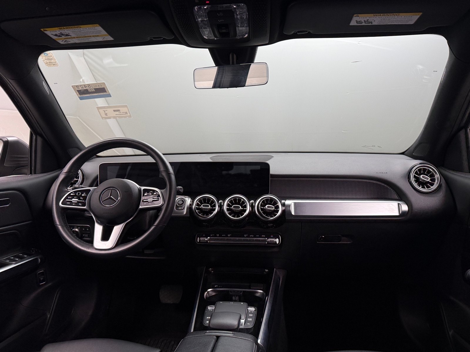 Thumbnail: 2021 Mercedes-Benz GLB - 2