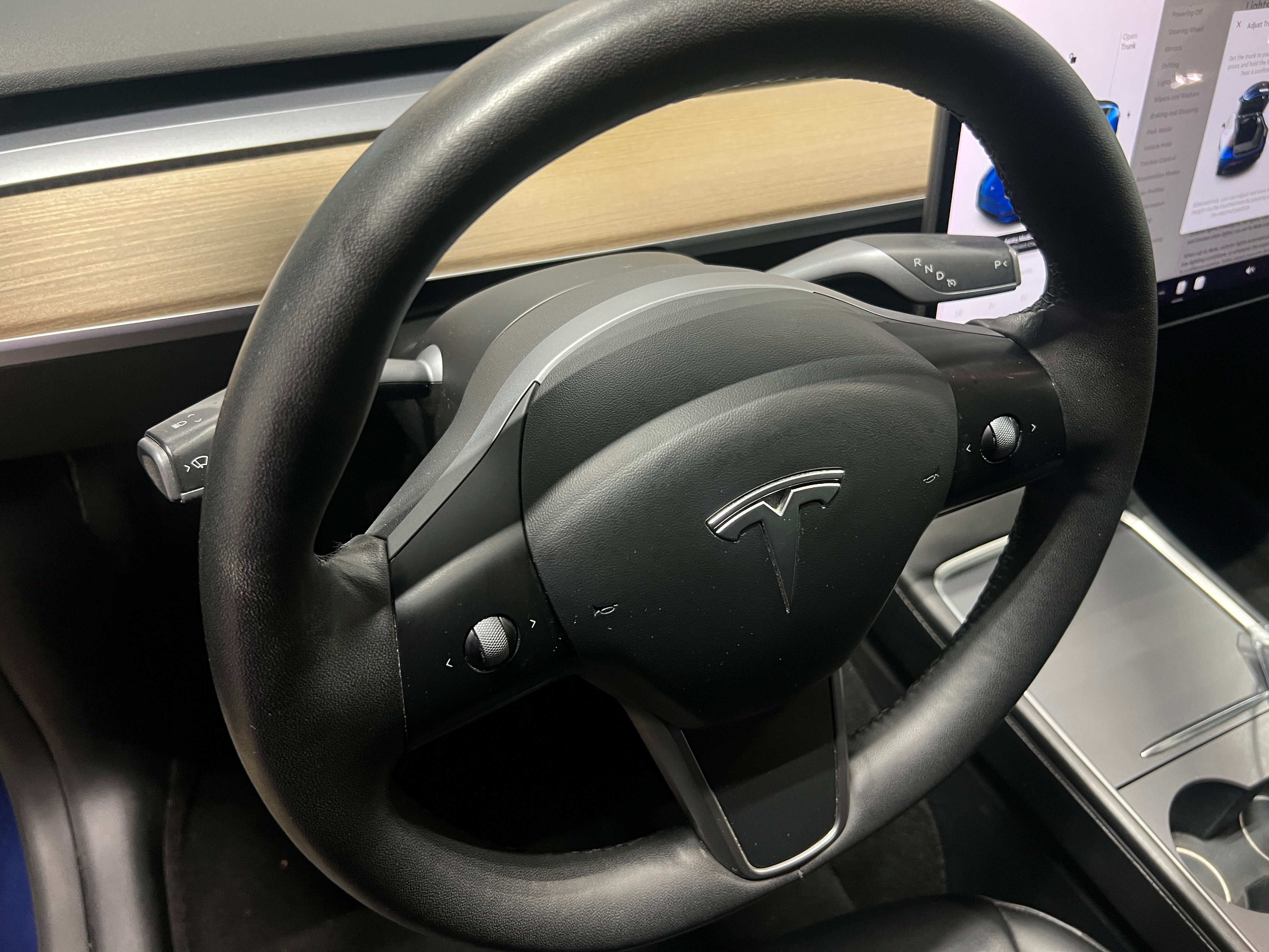 Thumbnail: 2021 Tesla Model Y - 4