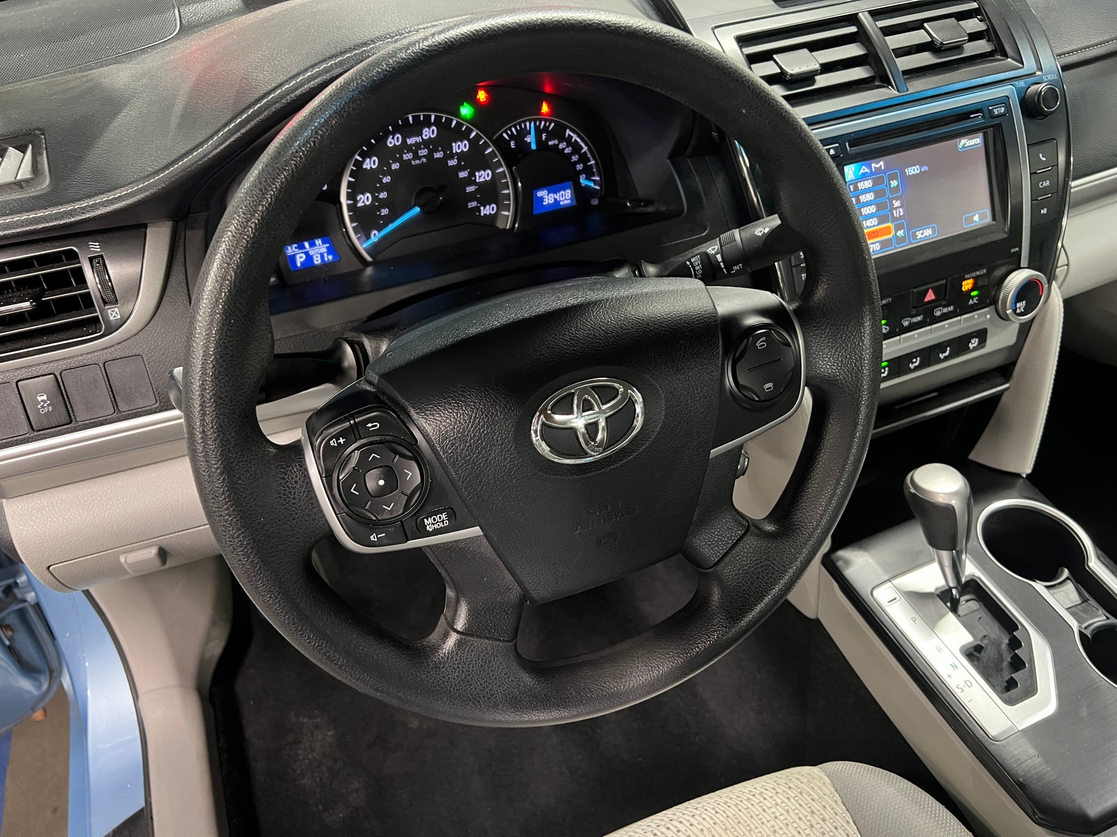 Thumbnail: 2014 Toyota Camry - 5