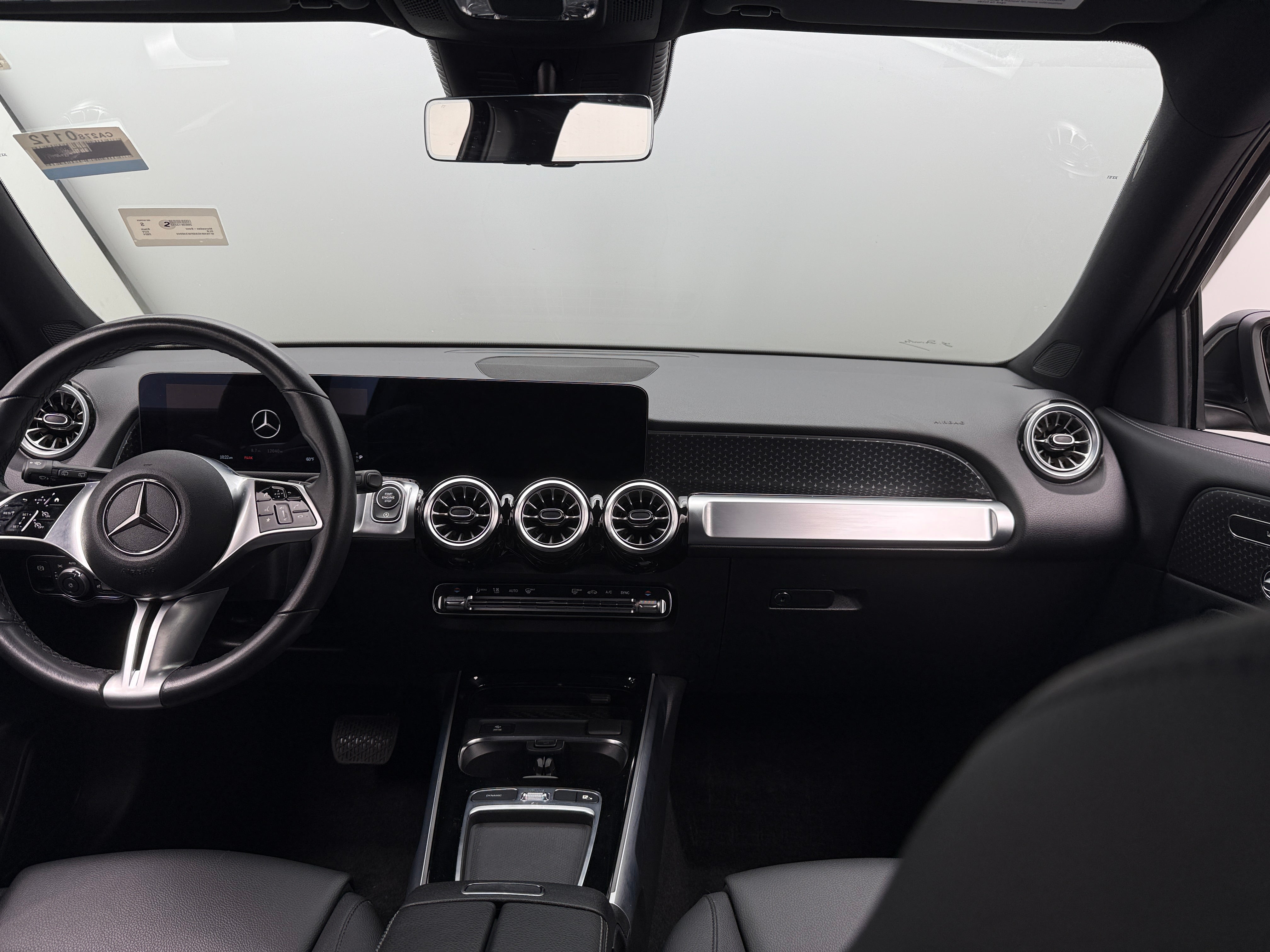 Thumbnail: 2024 Mercedes-Benz GLB - 2
