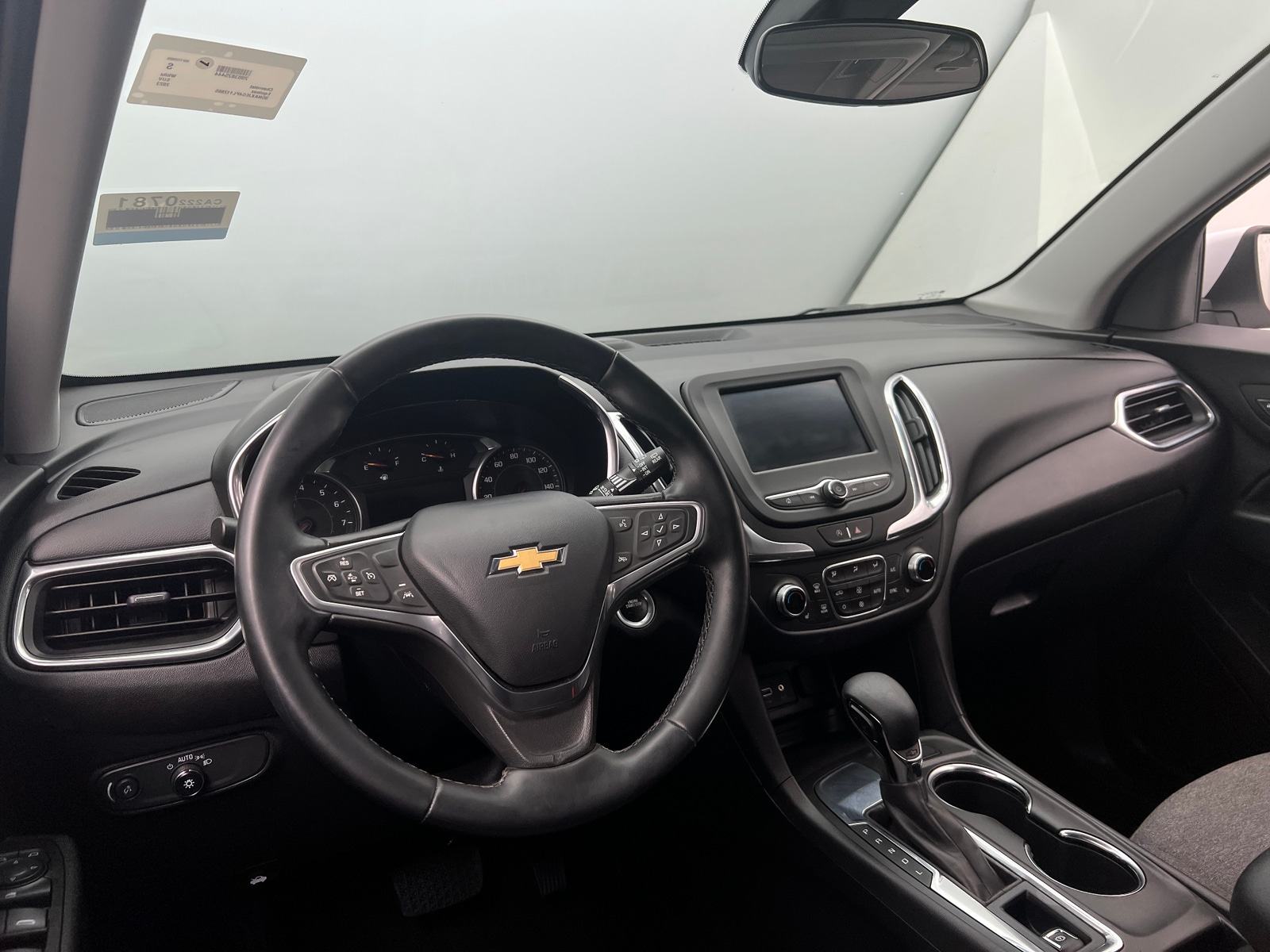 Thumbnail: 2023 Chevrolet Equinox - 3