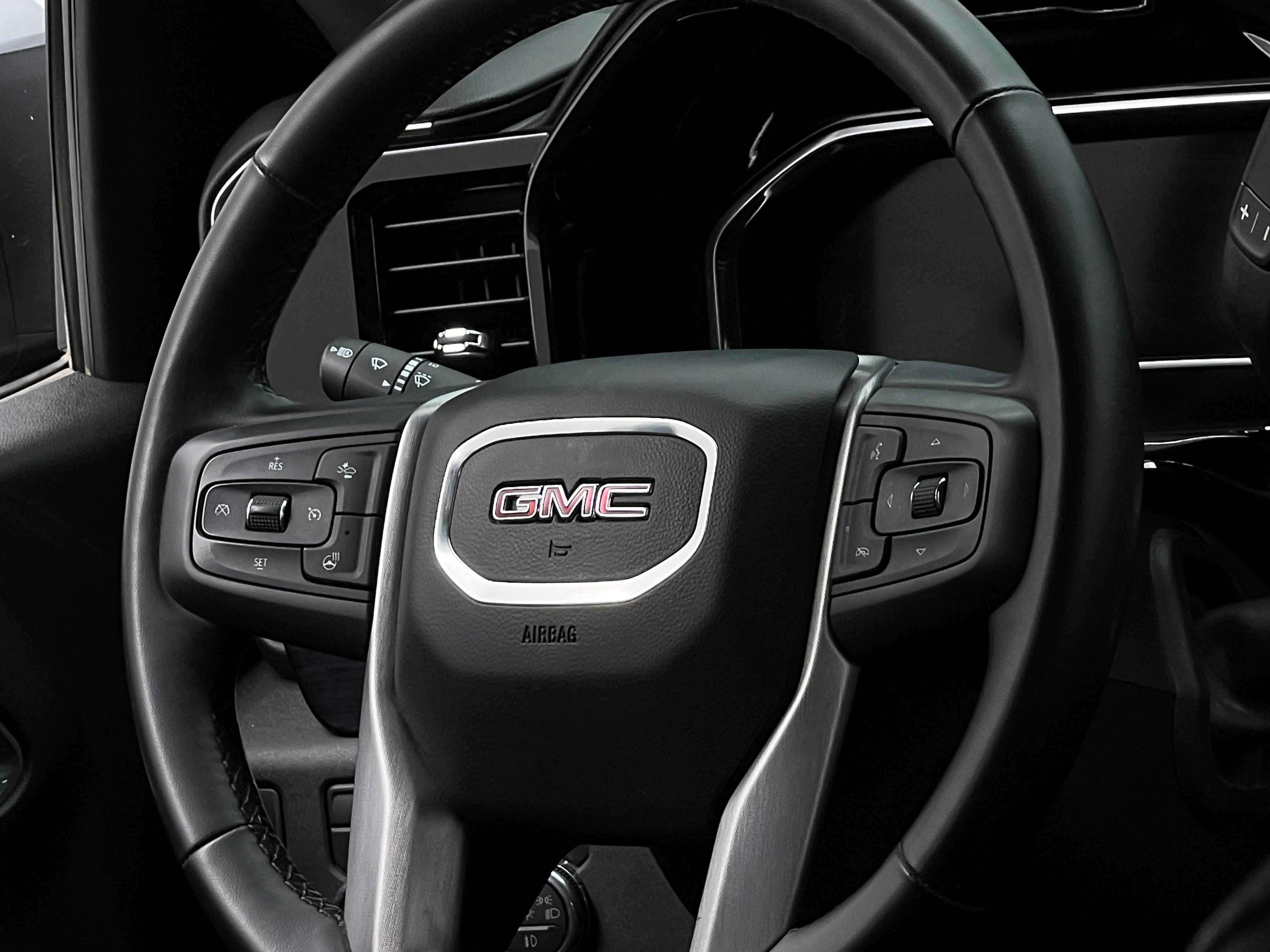 Thumbnail: 2024 GMC Sierra 1500 - 4