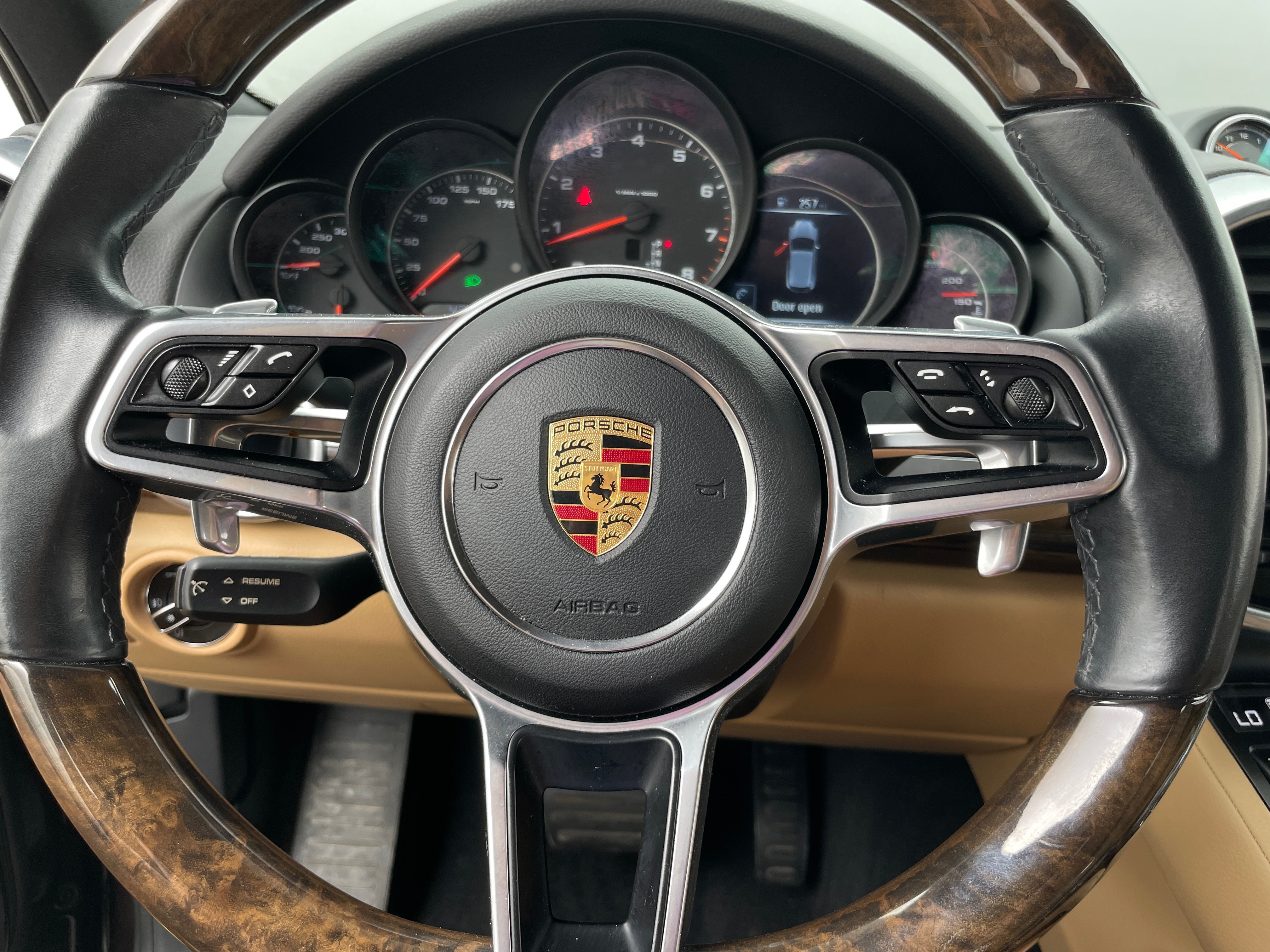 Thumbnail: 2016 Porsche Cayenne - 4