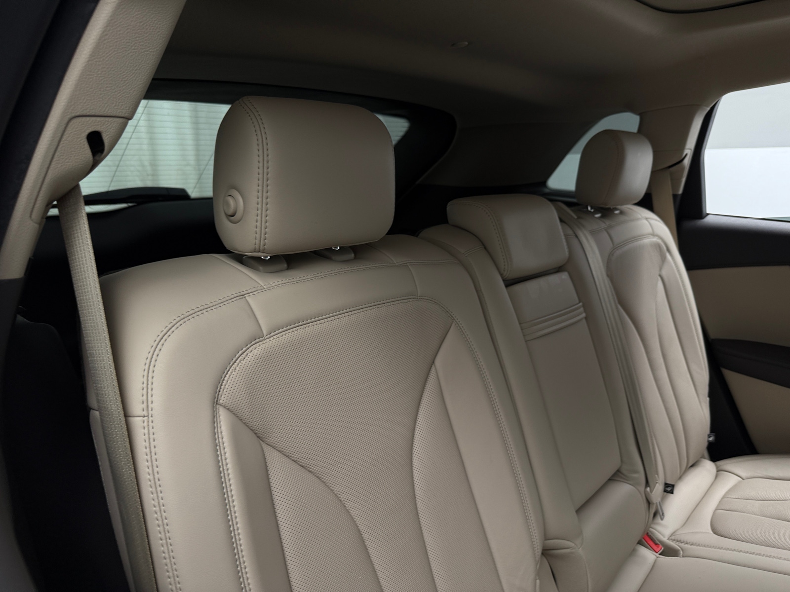Thumbnail: 2019 Lincoln Nautilus - 5