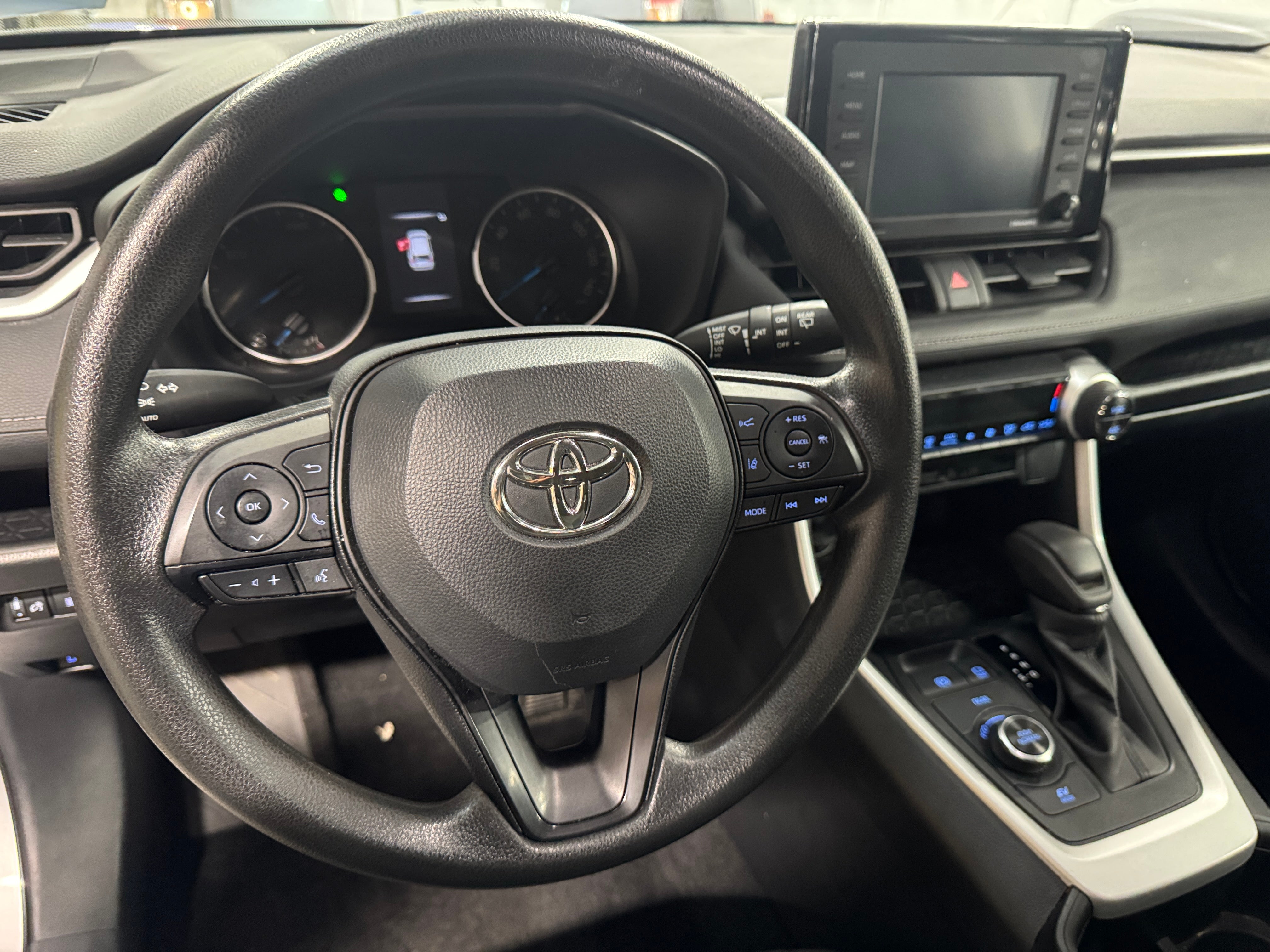 Thumbnail: 2022 Toyota RAV4 - 5