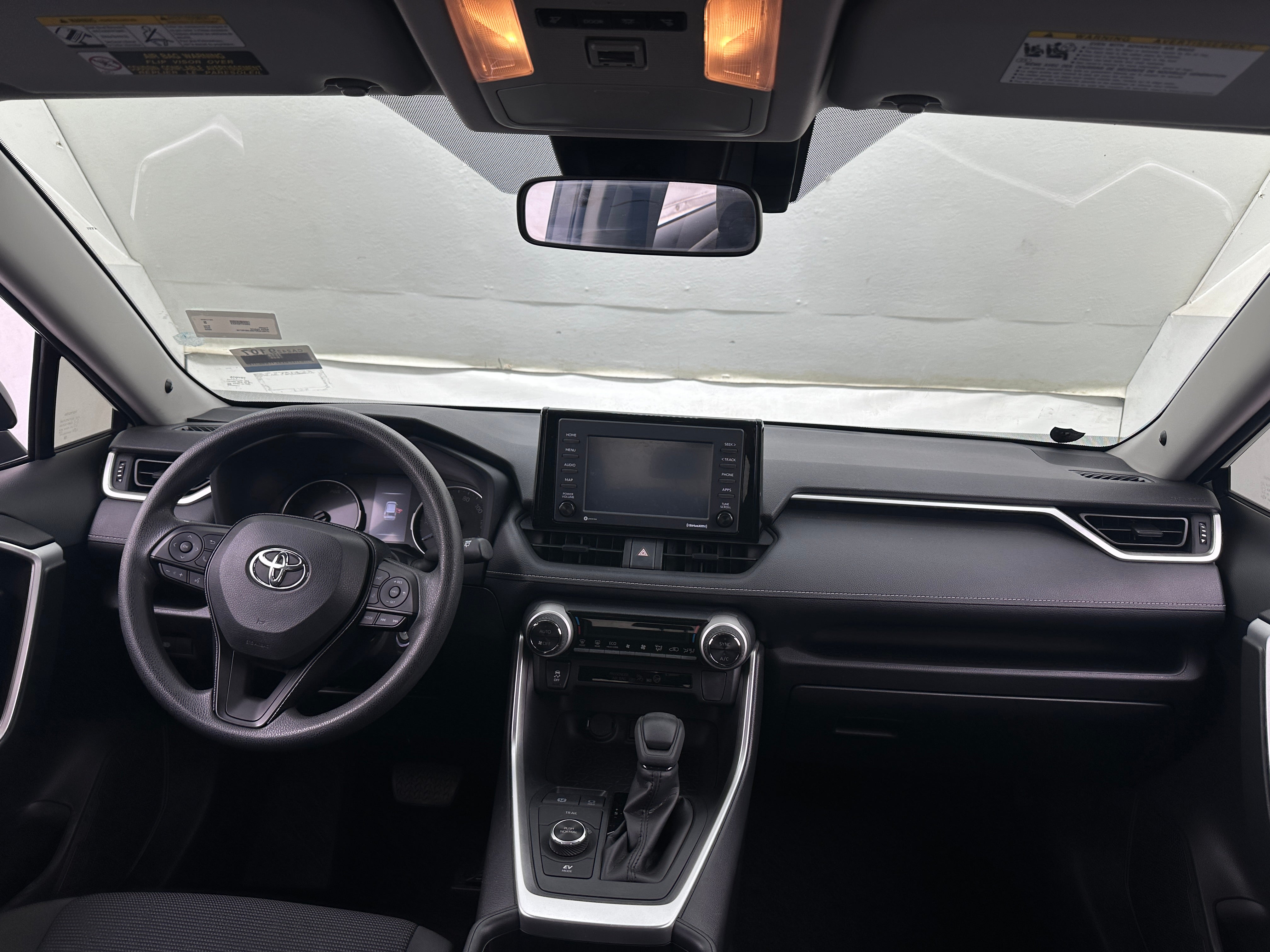 Thumbnail: 2020 Toyota RAV4 - 3