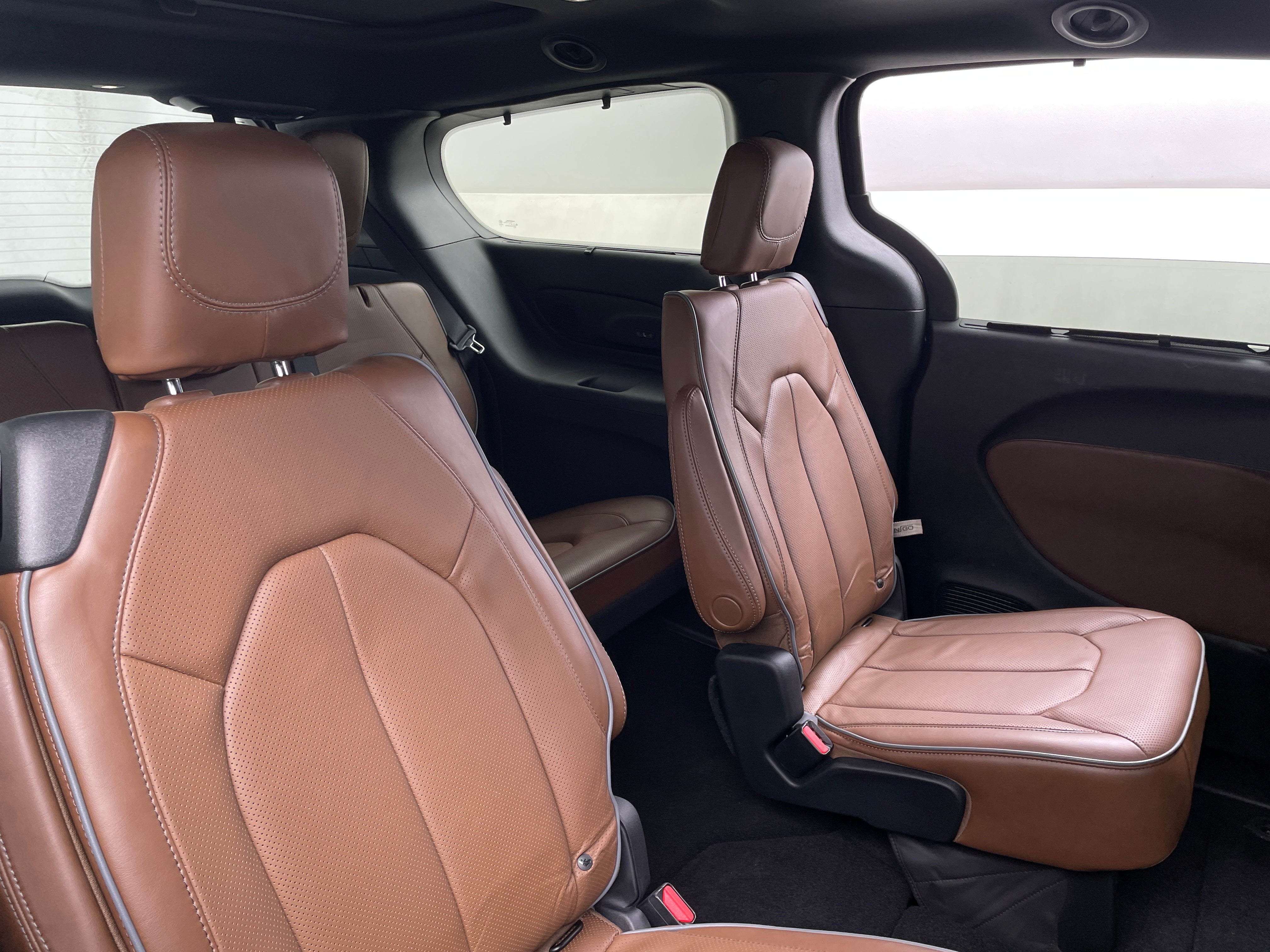 Thumbnail: 2020 Chrysler Pacifica - 5