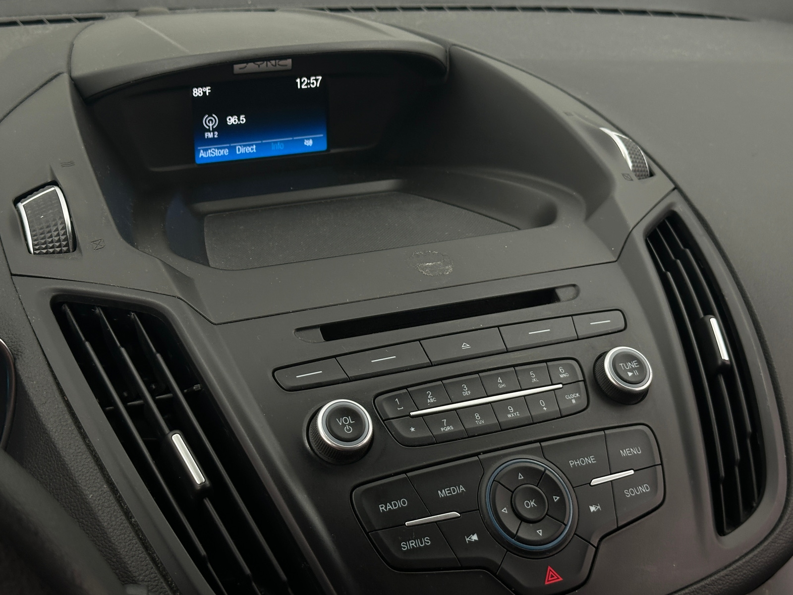 Thumbnail: 2017 Ford Escape - 4