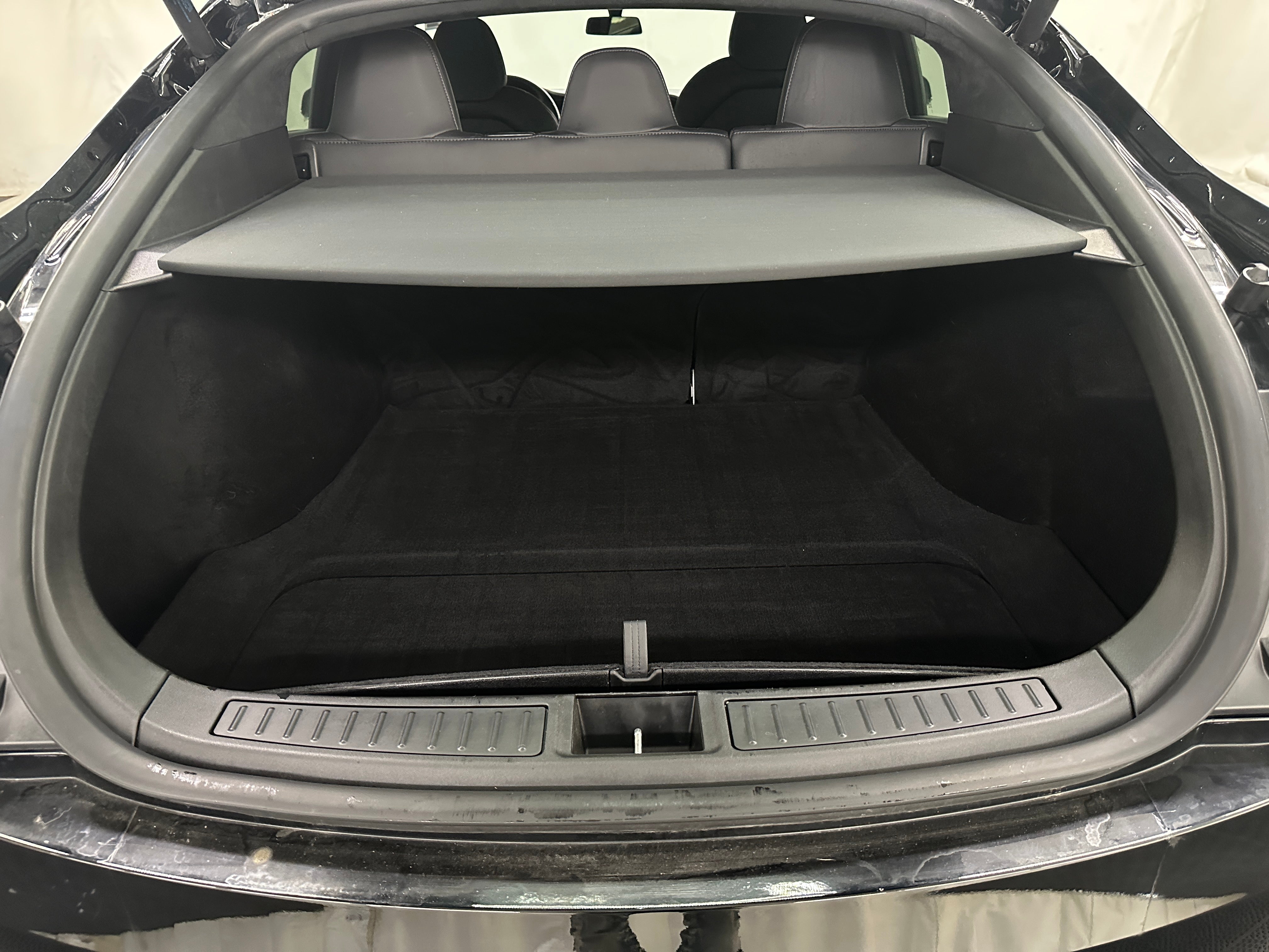 Thumbnail: 2020 Tesla Model S - 6