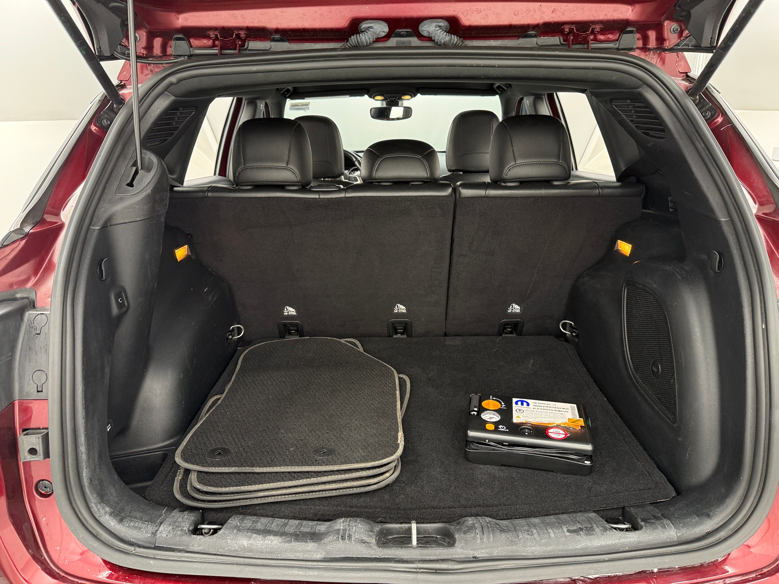 Thumbnail: 2021 Jeep Compass - 6