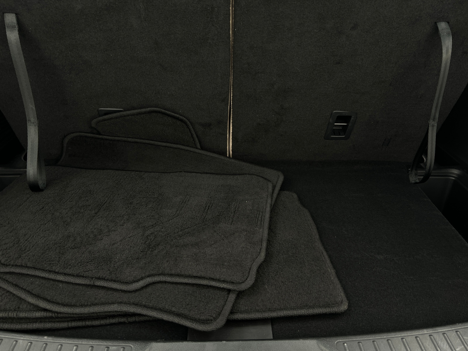 Thumbnail: 2023 Ford Explorer - 7