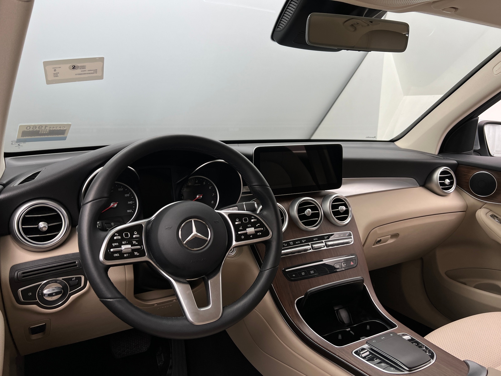 Thumbnail: 2022 Mercedes-Benz GLC - 2