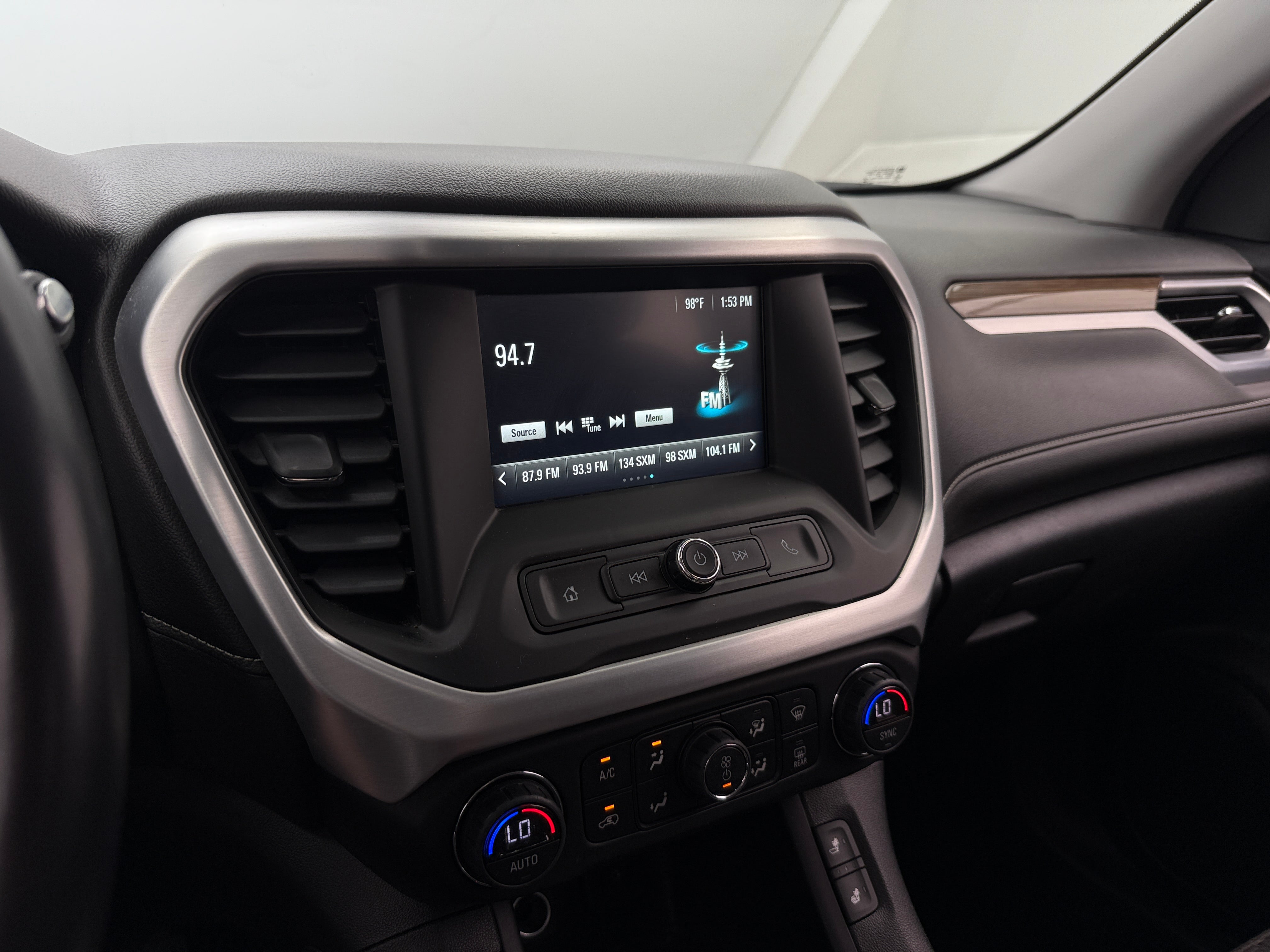 Thumbnail: 2018 GMC Acadia - 4