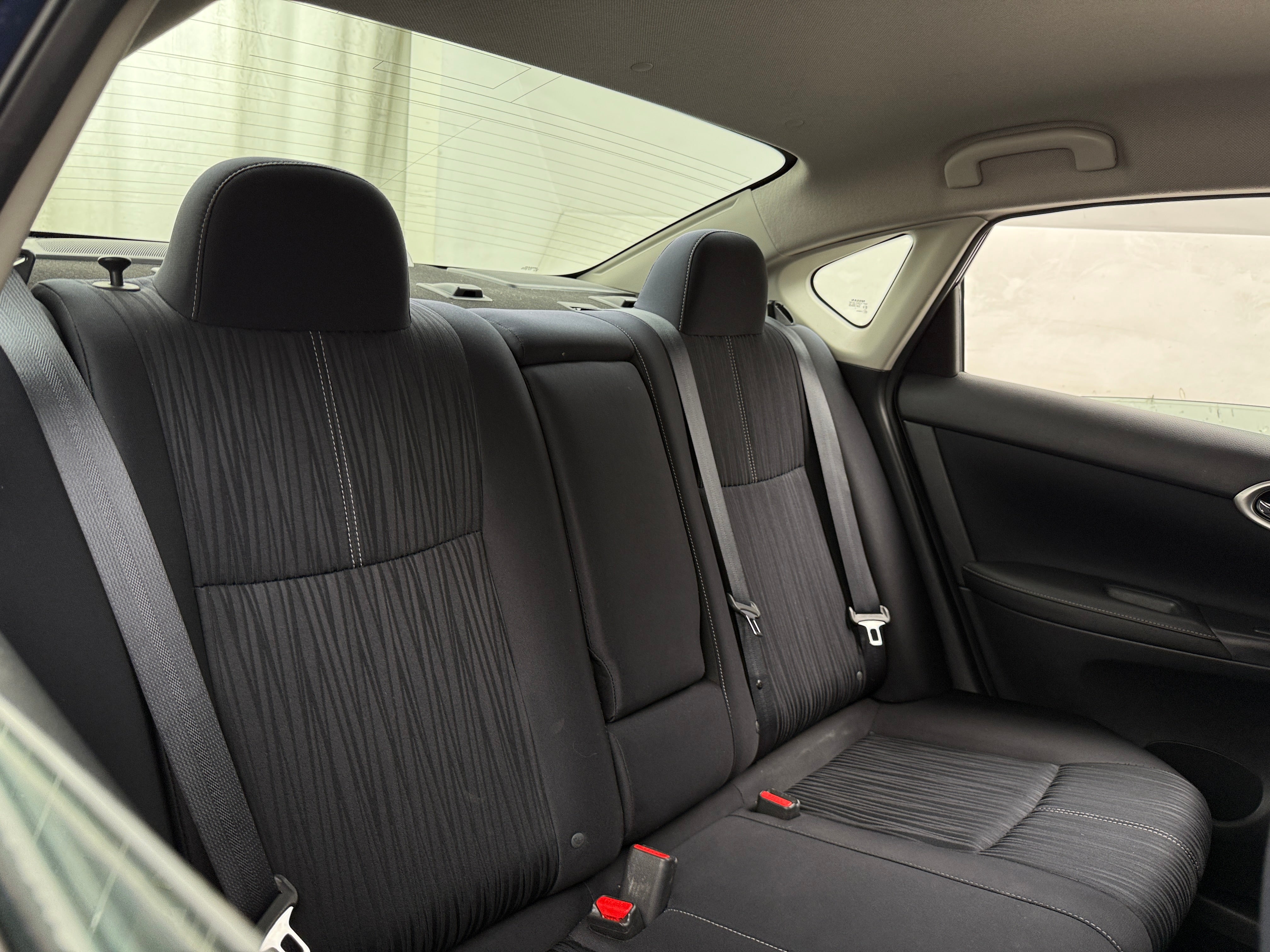 Thumbnail: 2016 Nissan Sentra - 6