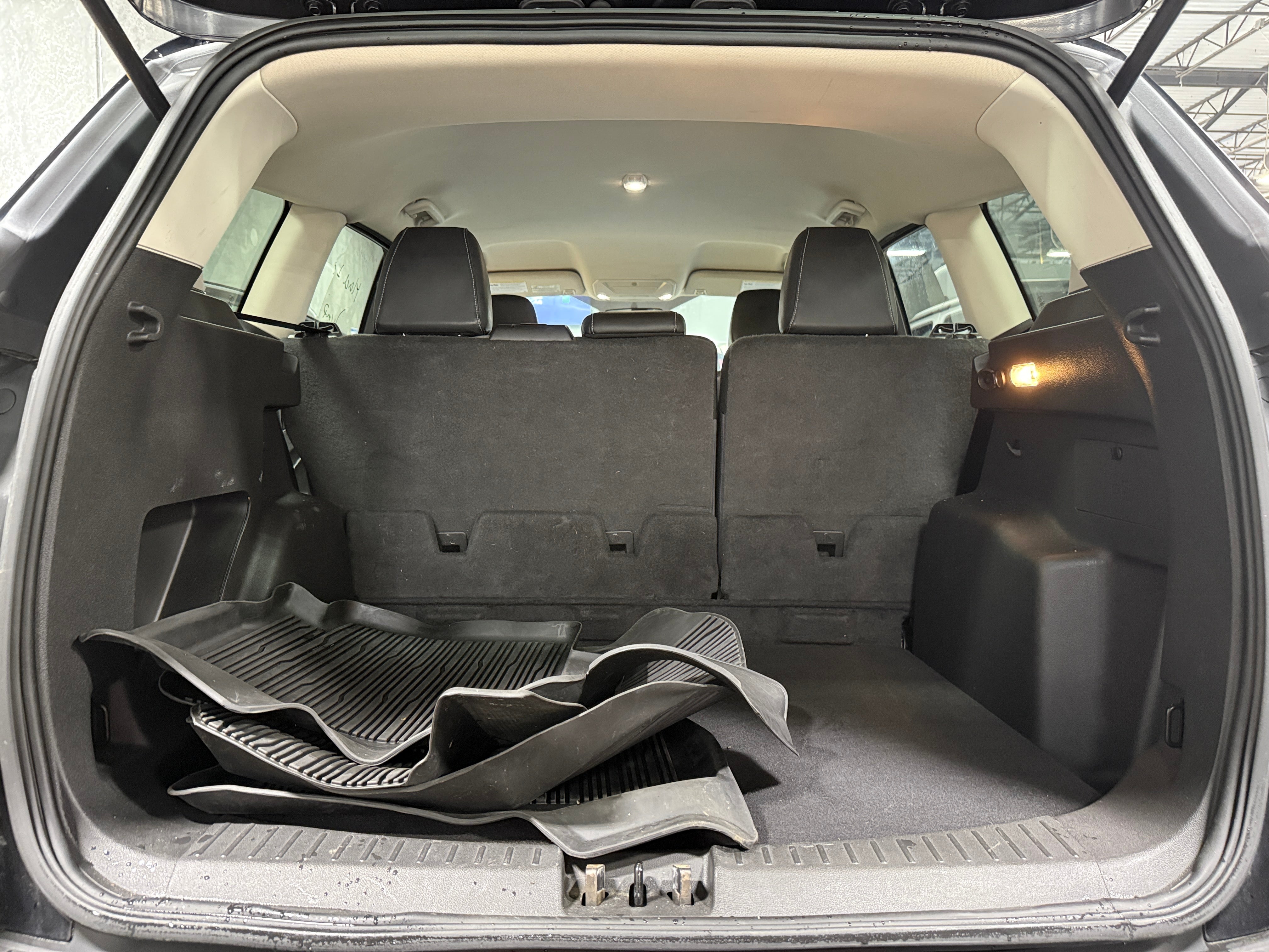Thumbnail: 2019 Ford Escape - 6