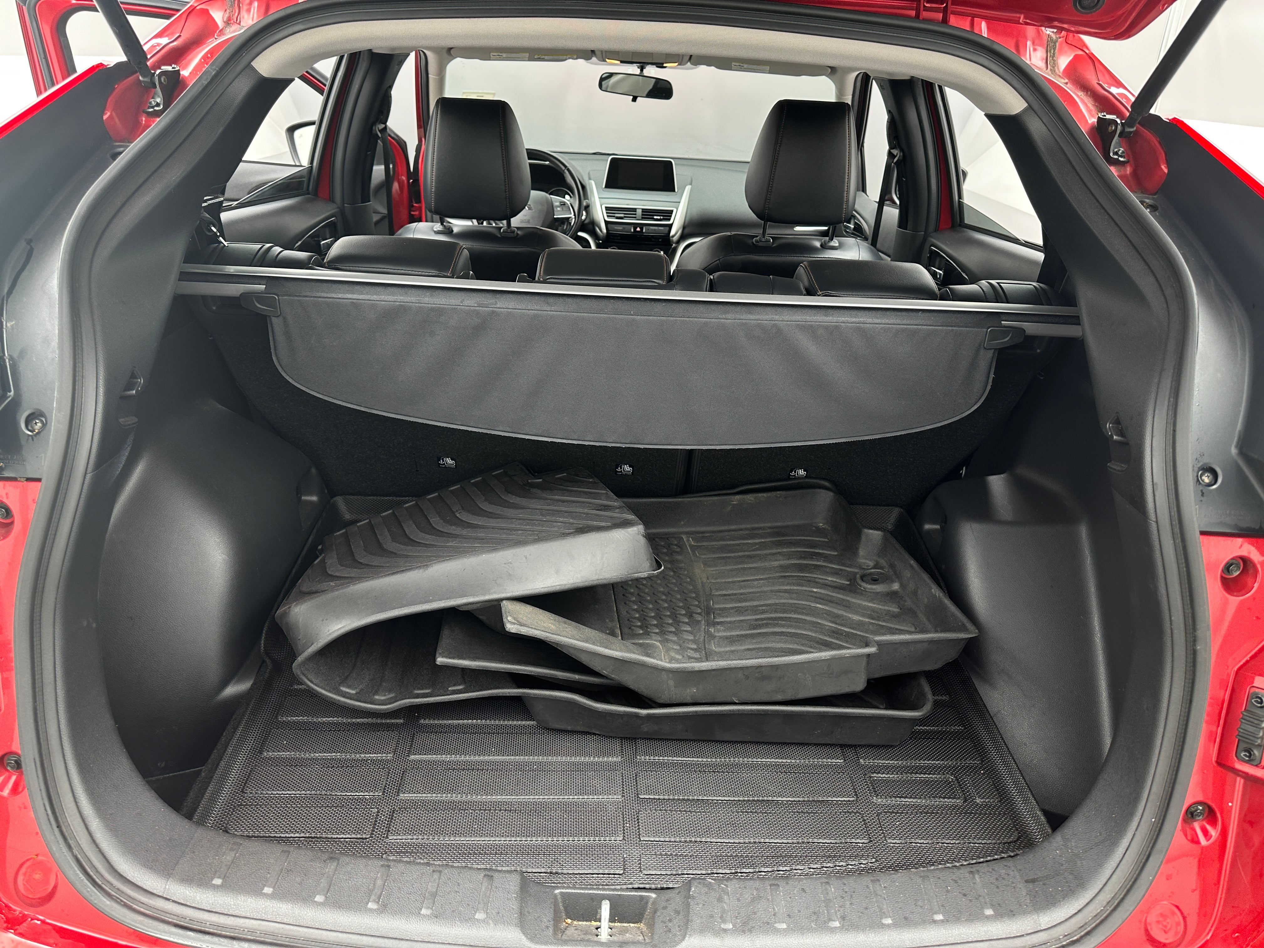 Thumbnail: 2018 Mitsubishi Eclipse Cross - 6