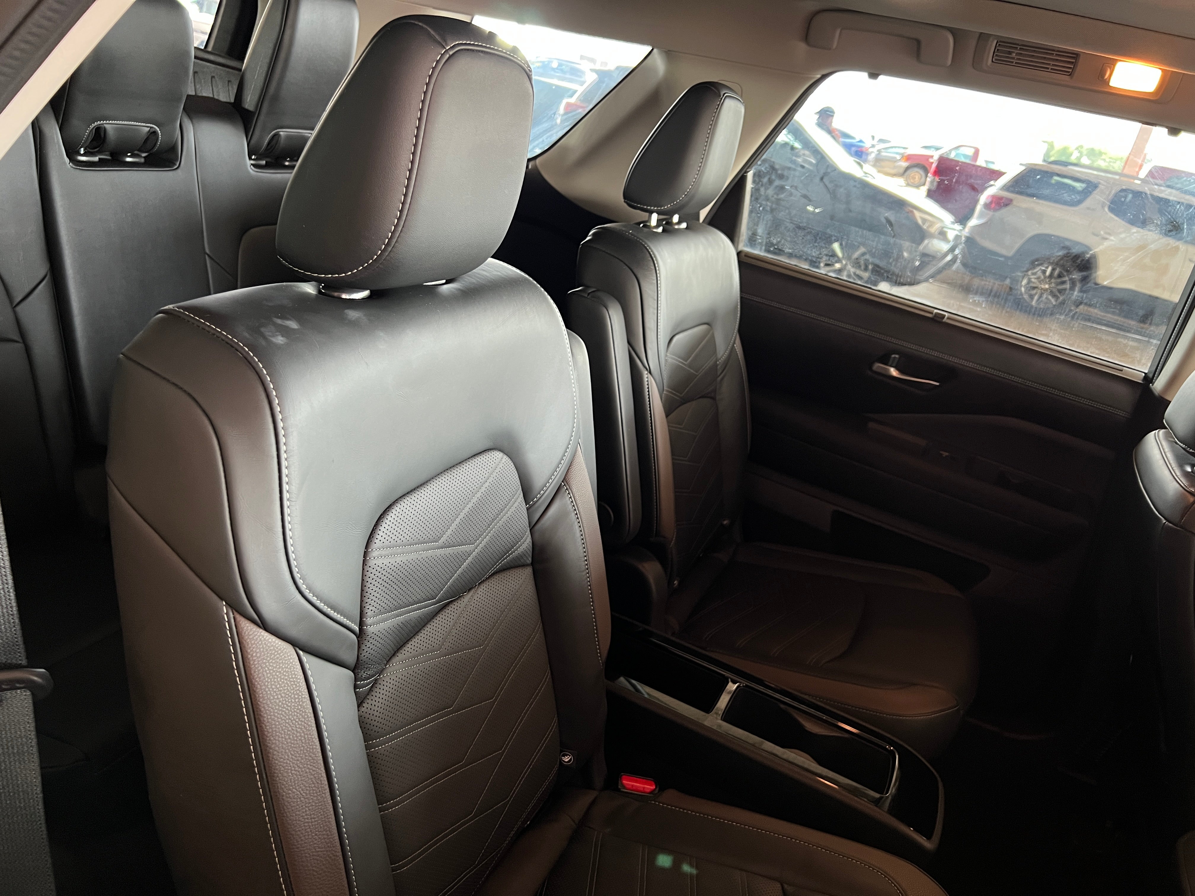 Thumbnail: 2022 Nissan Pathfinder - 6