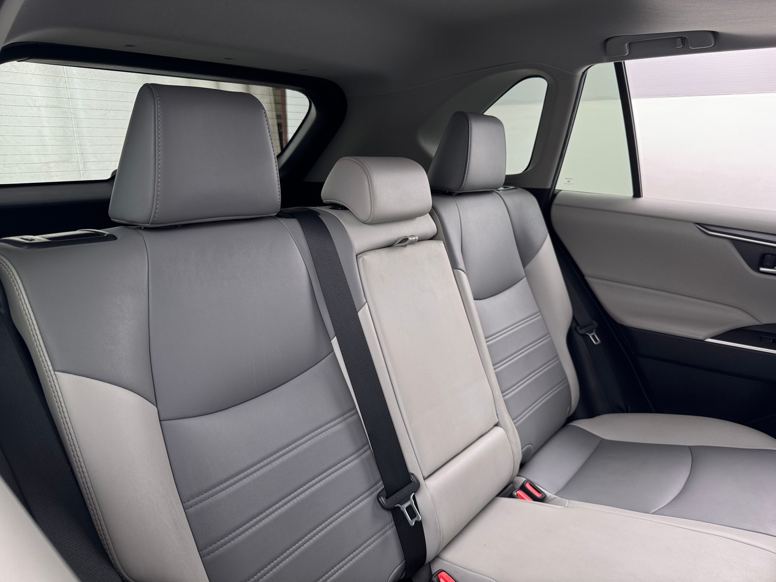 Thumbnail: 2021 Toyota RAV4 - 5
