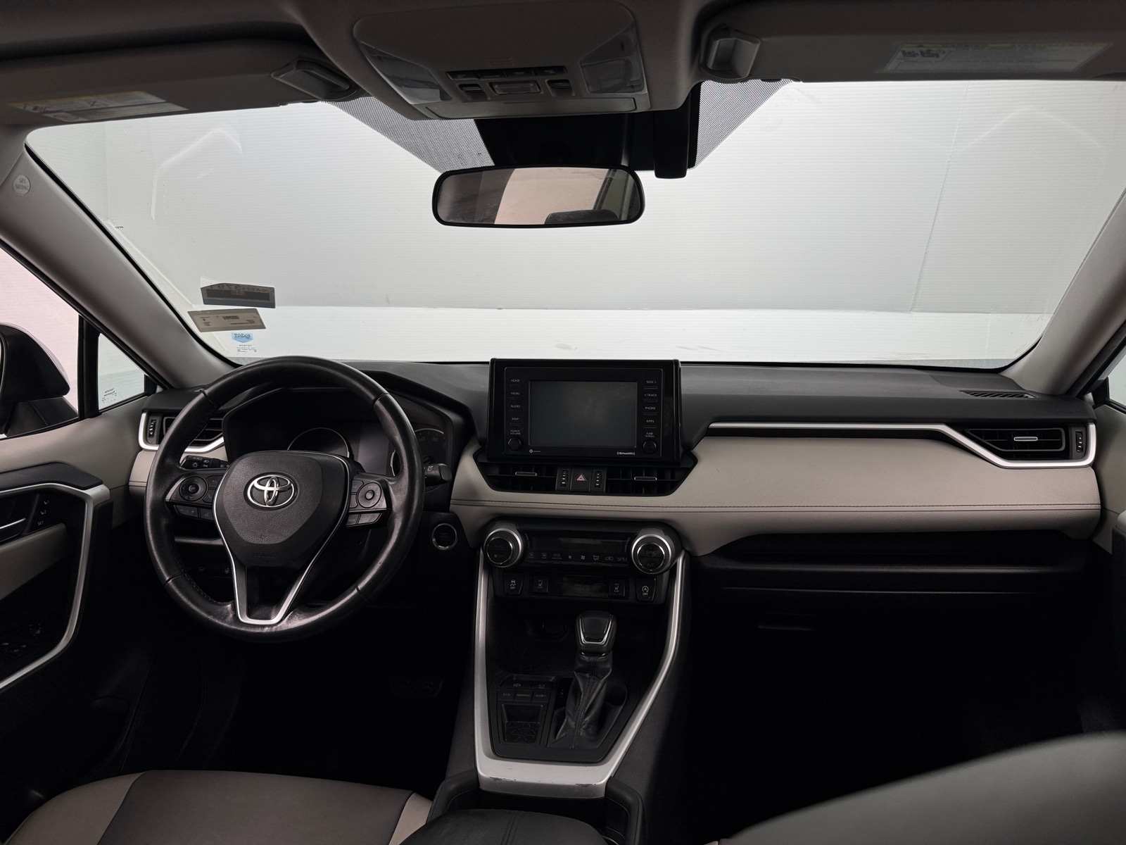 Thumbnail: 2021 Toyota RAV4 - 2