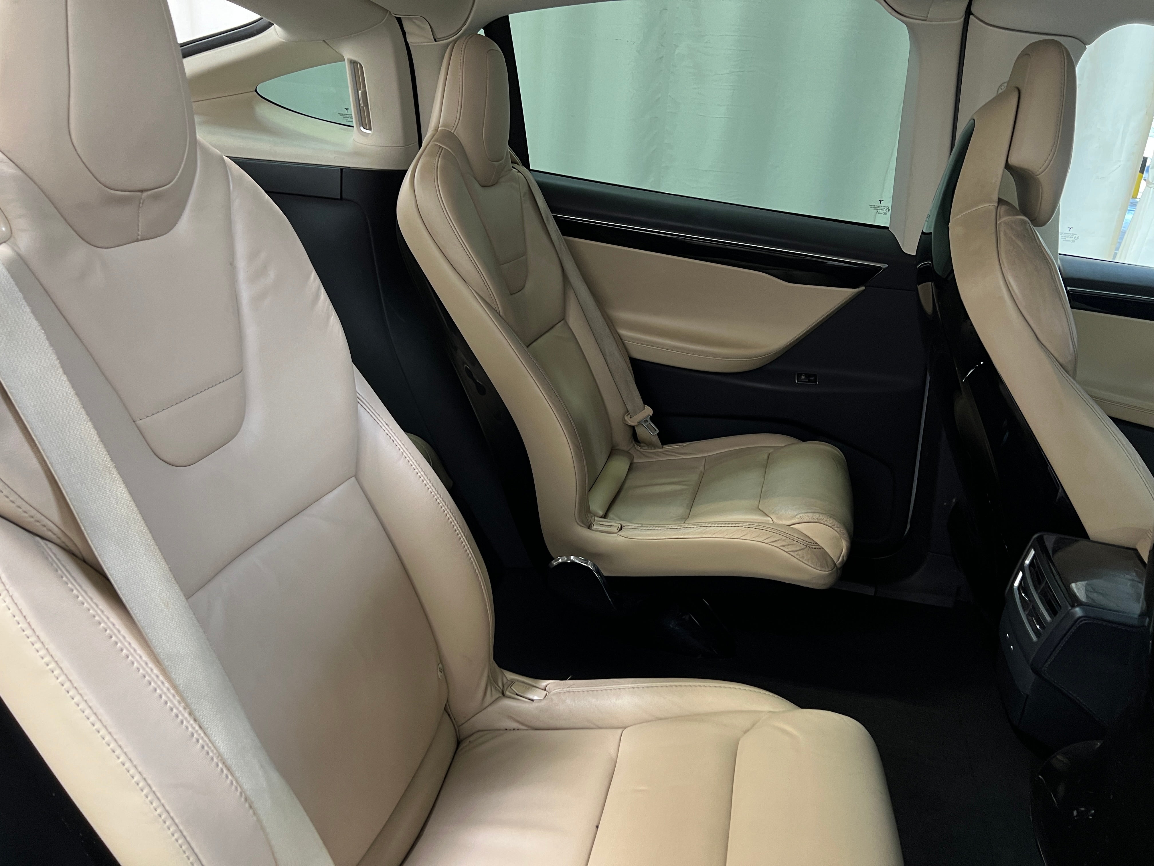 Thumbnail: 2016 Tesla Model X - 5