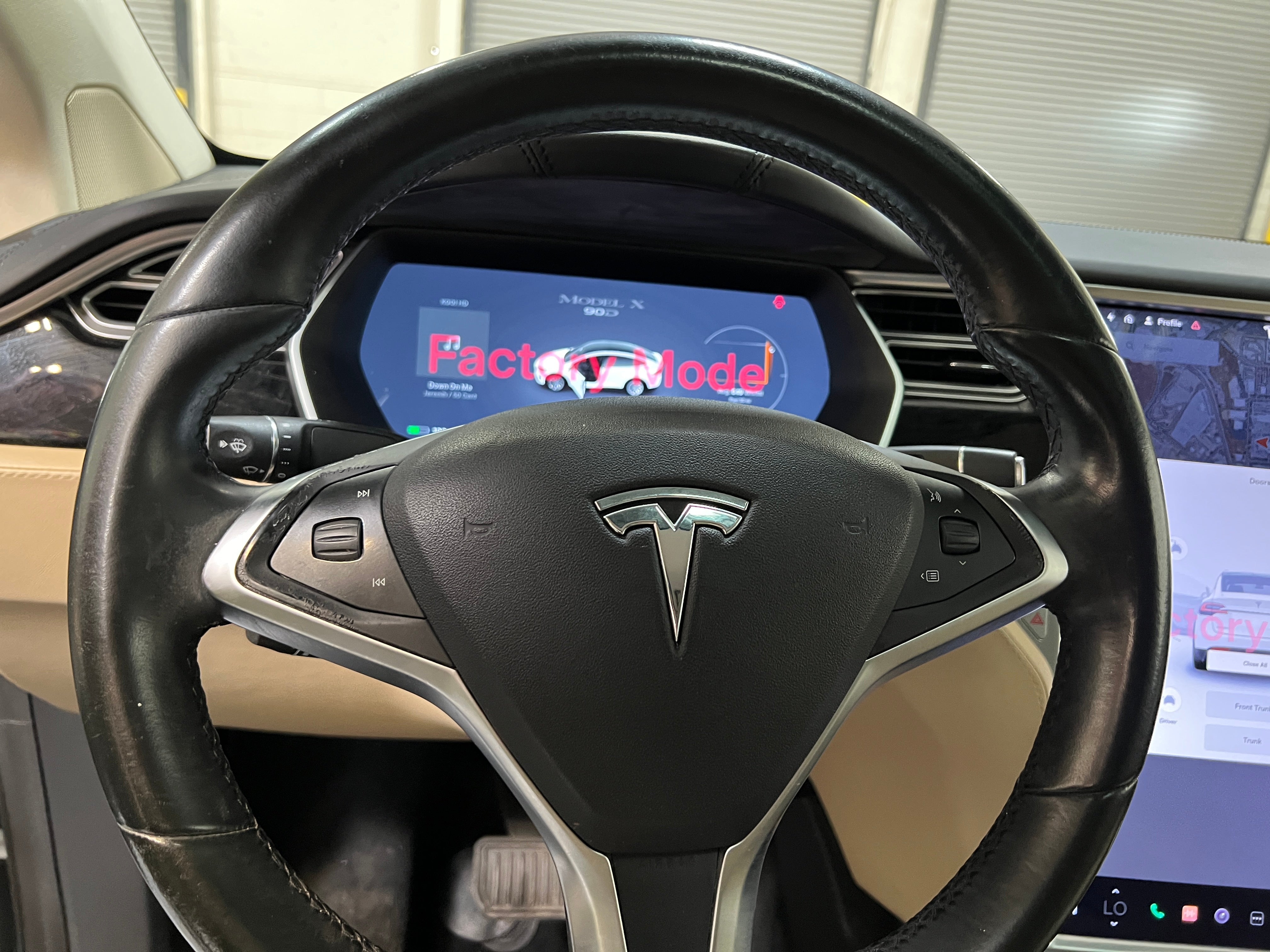 Thumbnail: 2016 Tesla Model X - 4