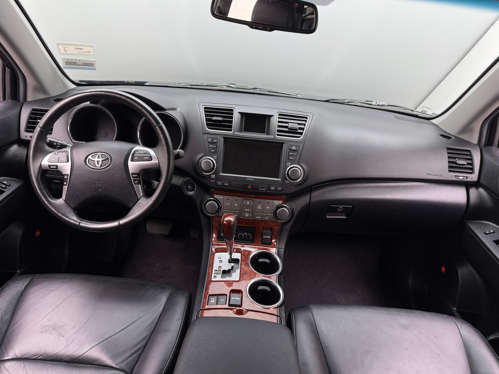 Thumbnail: 2011 Toyota Highlander - 2