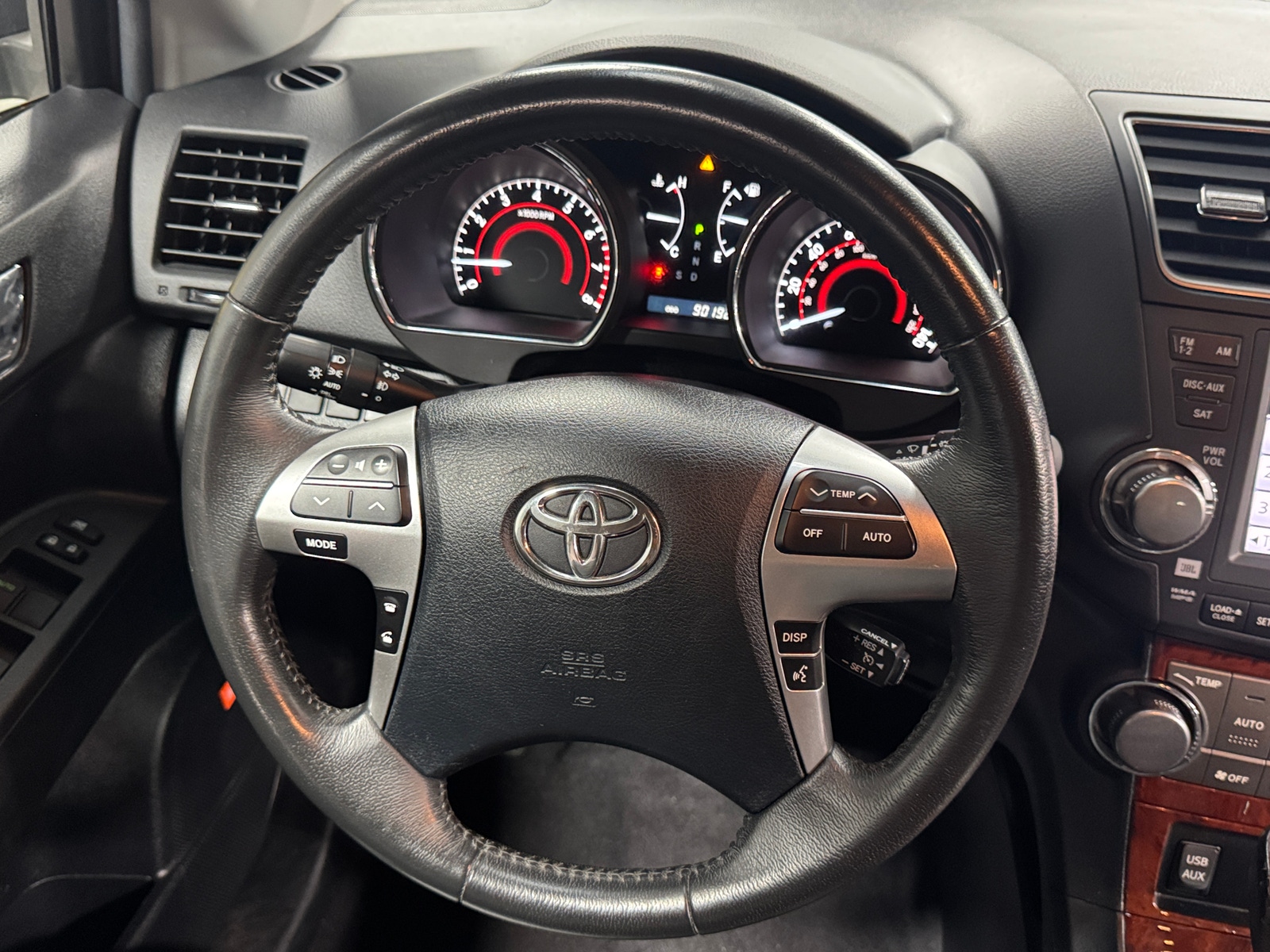 Thumbnail: 2011 Toyota Highlander - 4
