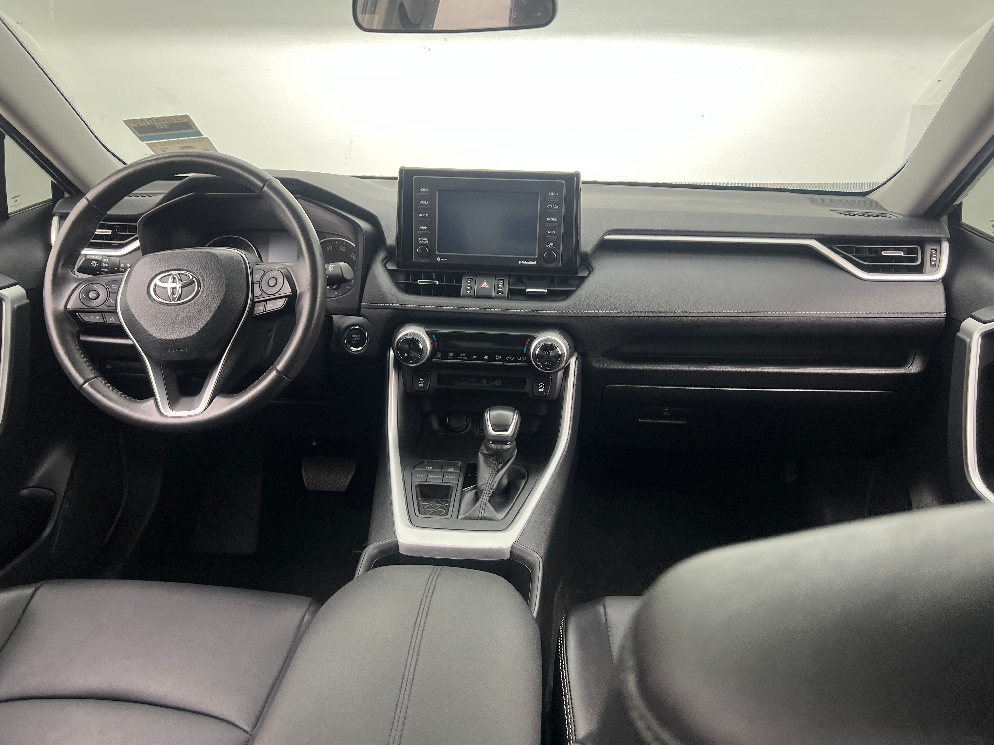 Thumbnail: 2022 Toyota RAV4 - 2
