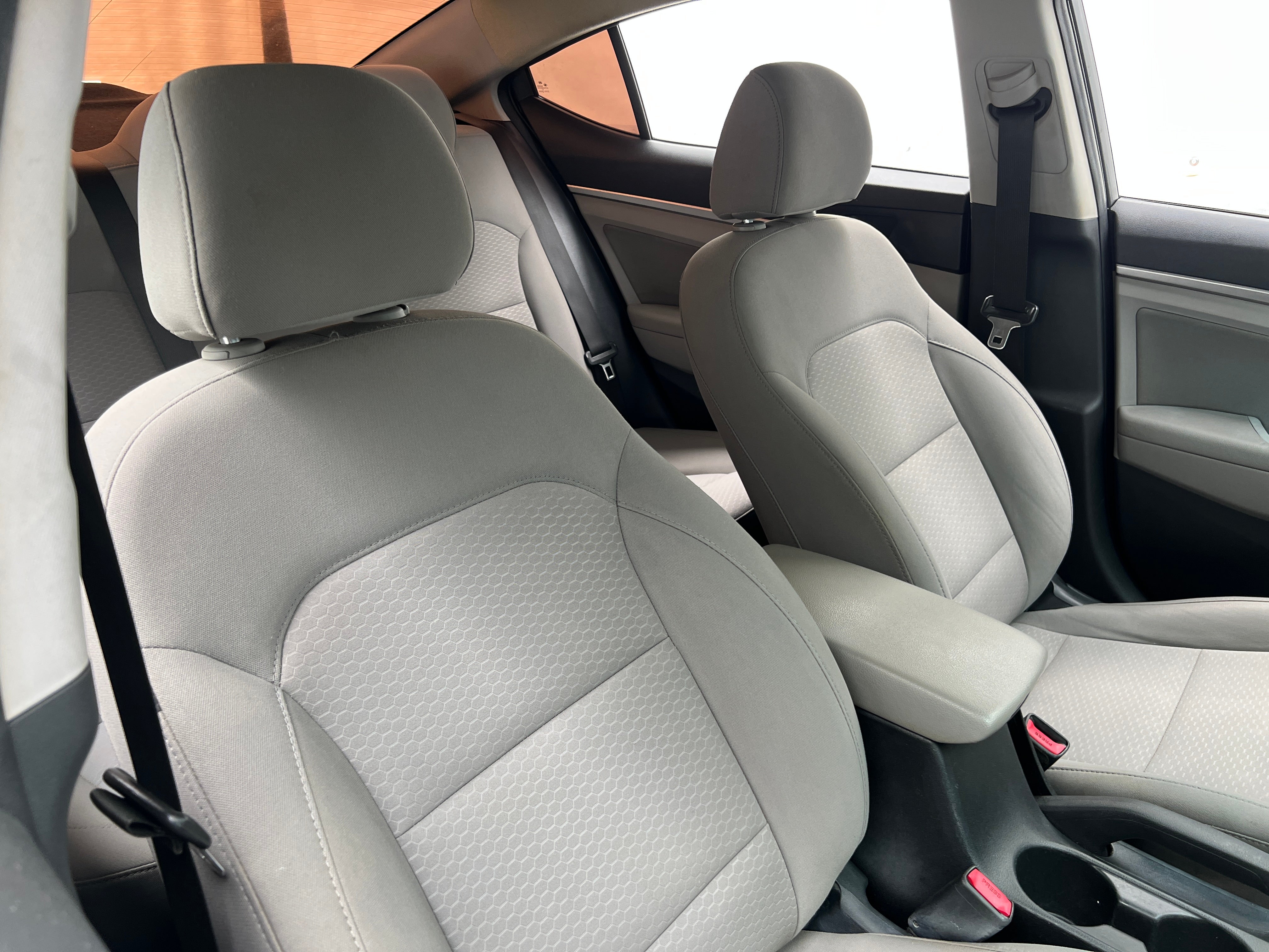 Thumbnail: 2019 Hyundai Elantra - 2
