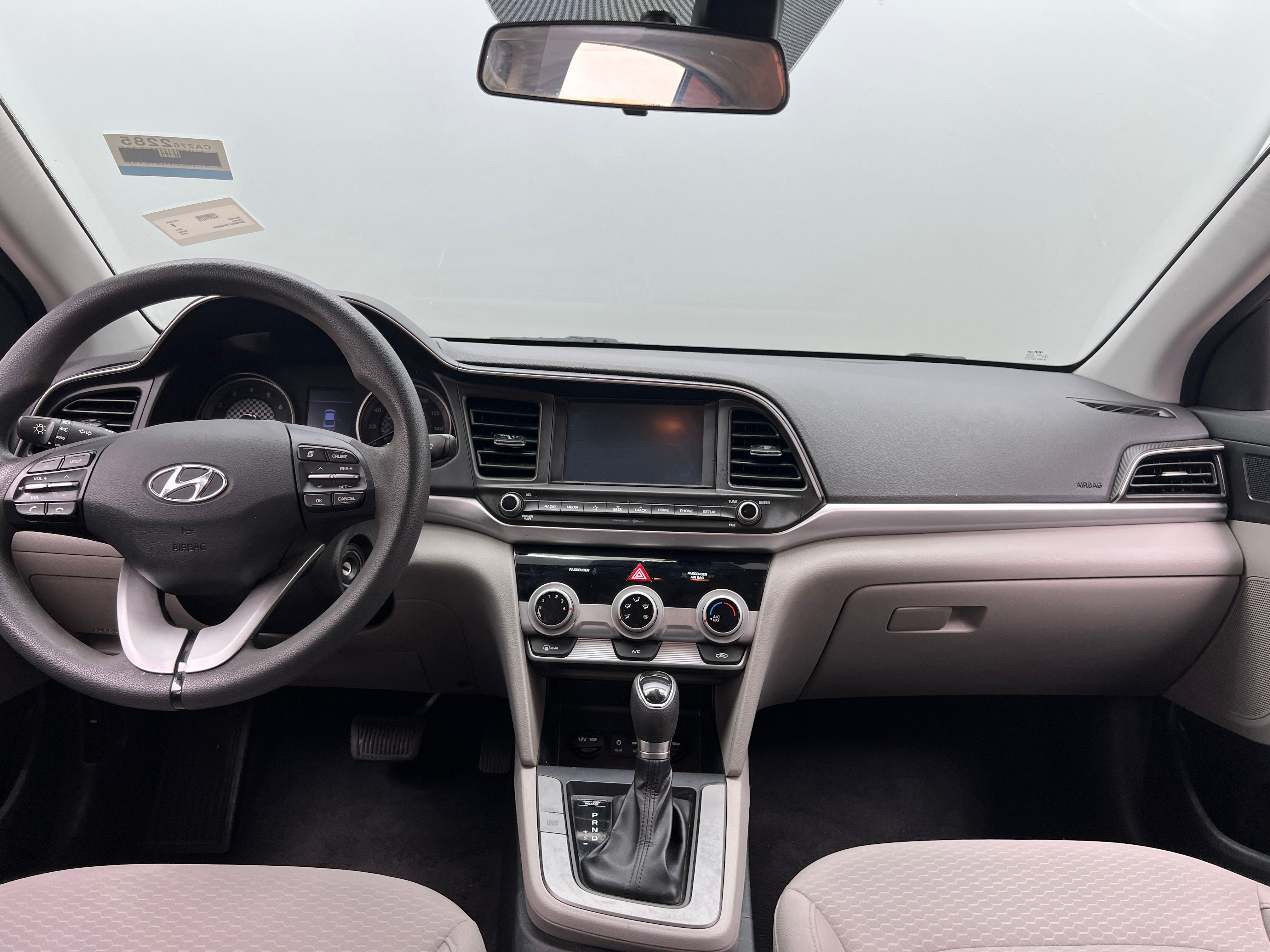 Thumbnail: 2019 Hyundai Elantra - 3