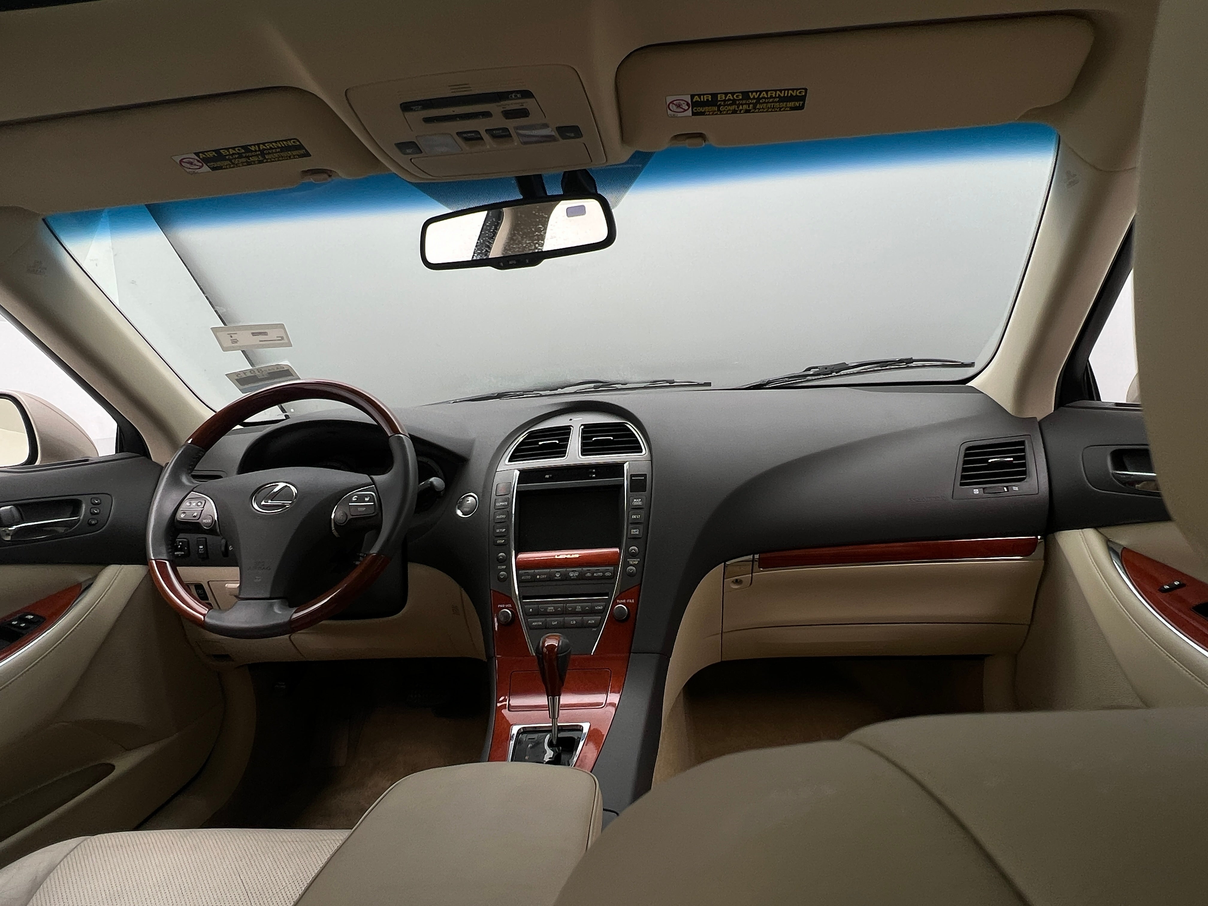 Thumbnail: 2010 Lexus ES - 2