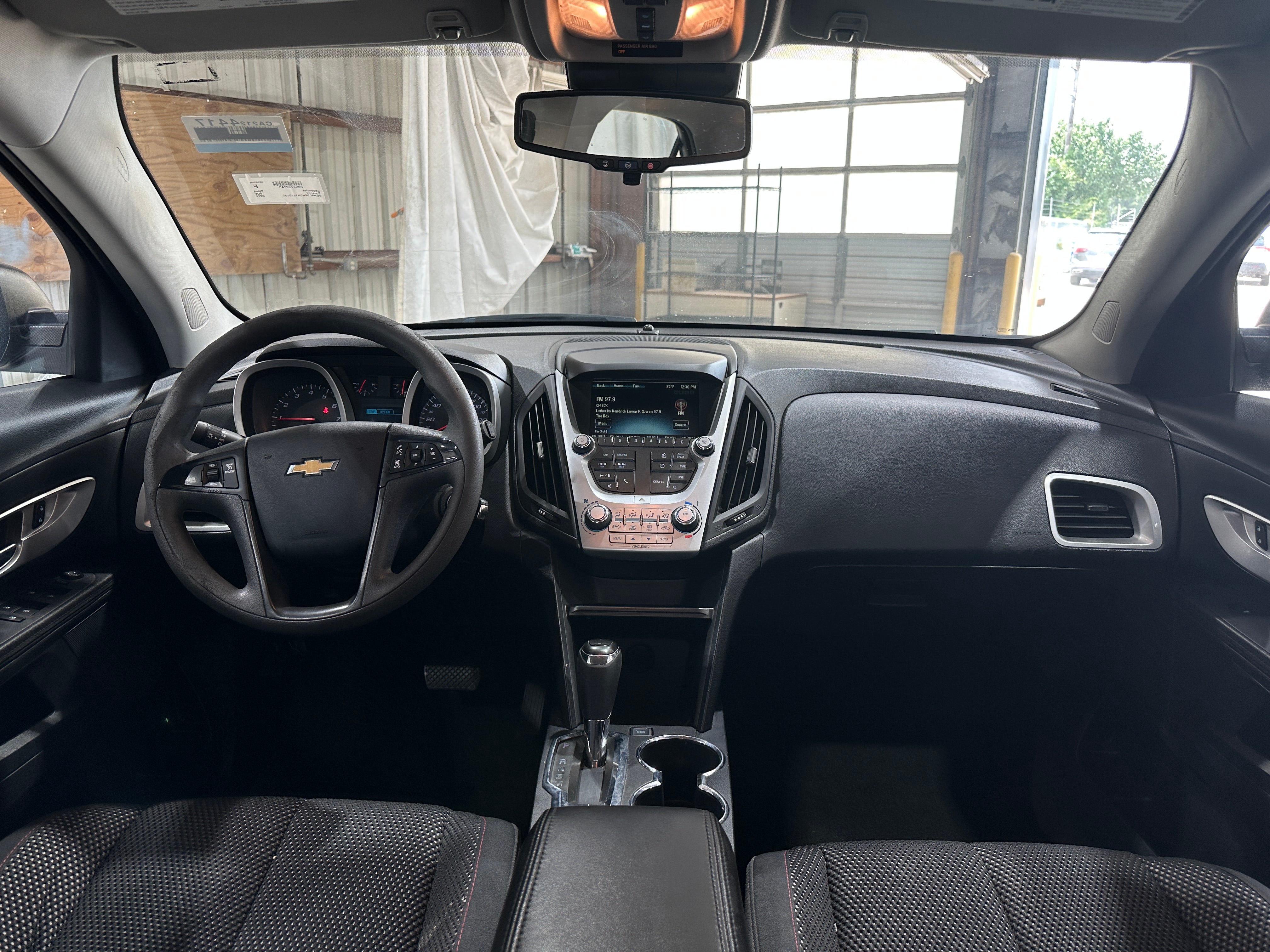 Thumbnail: 2017 Chevrolet Equinox - 3