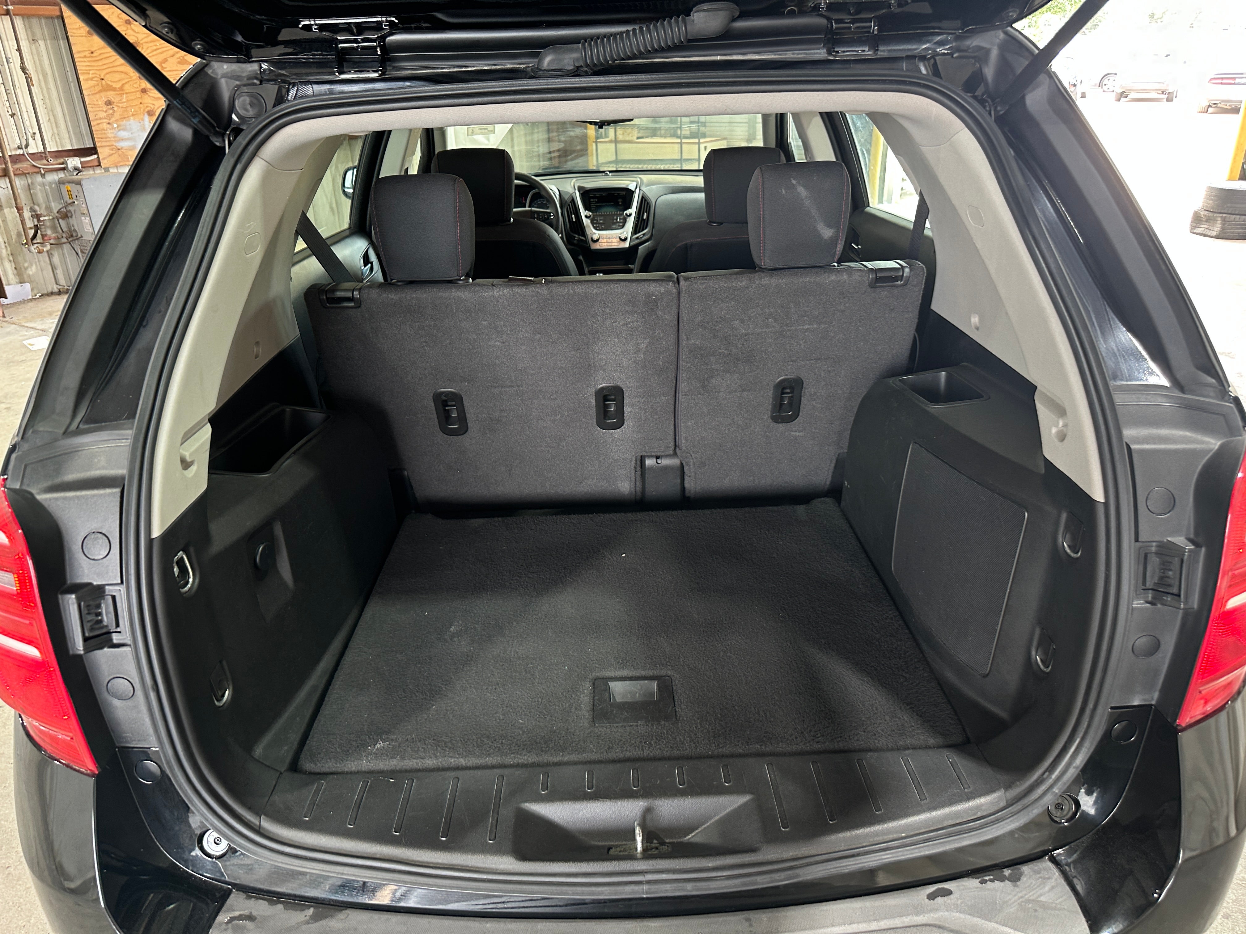 Thumbnail: 2017 Chevrolet Equinox - 7