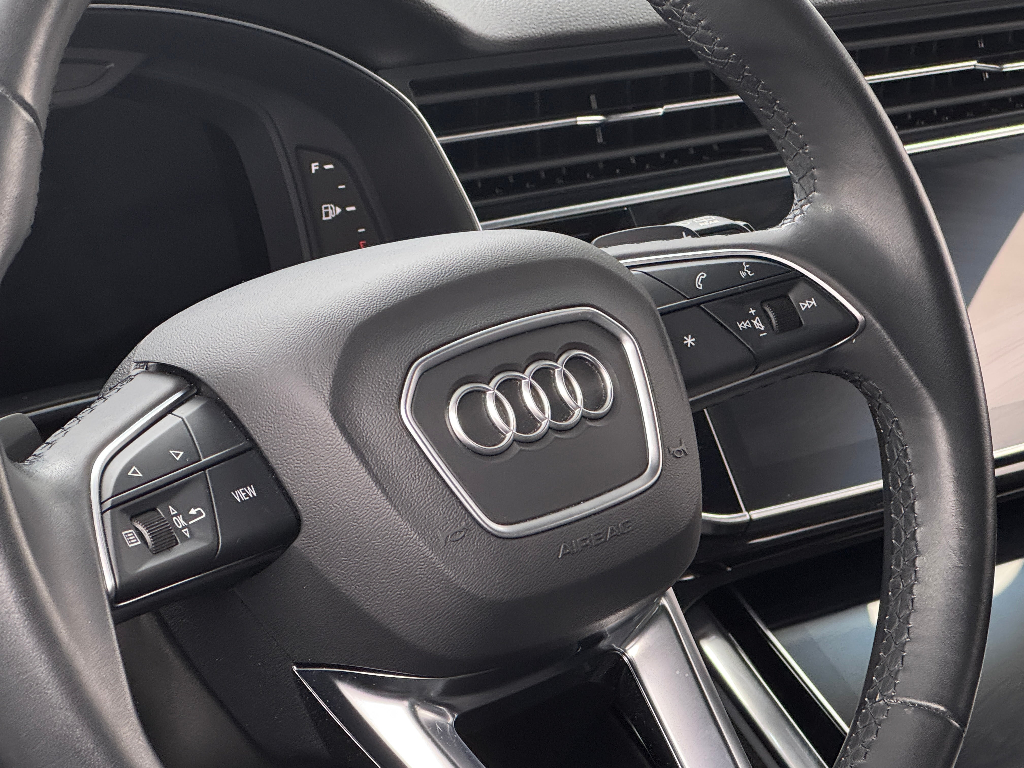 Thumbnail: 2021 Audi Q7 - 4