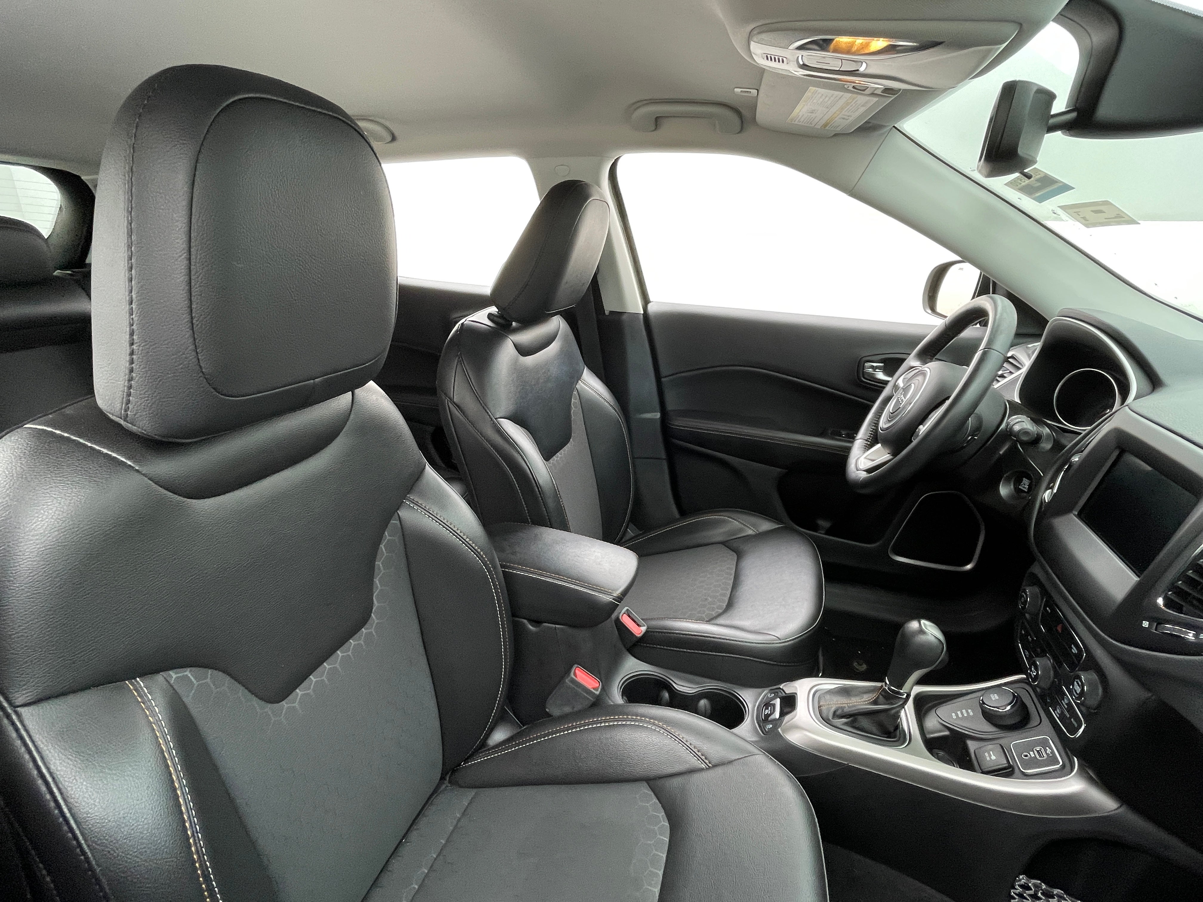 Thumbnail: 2019 Jeep Compass - 2