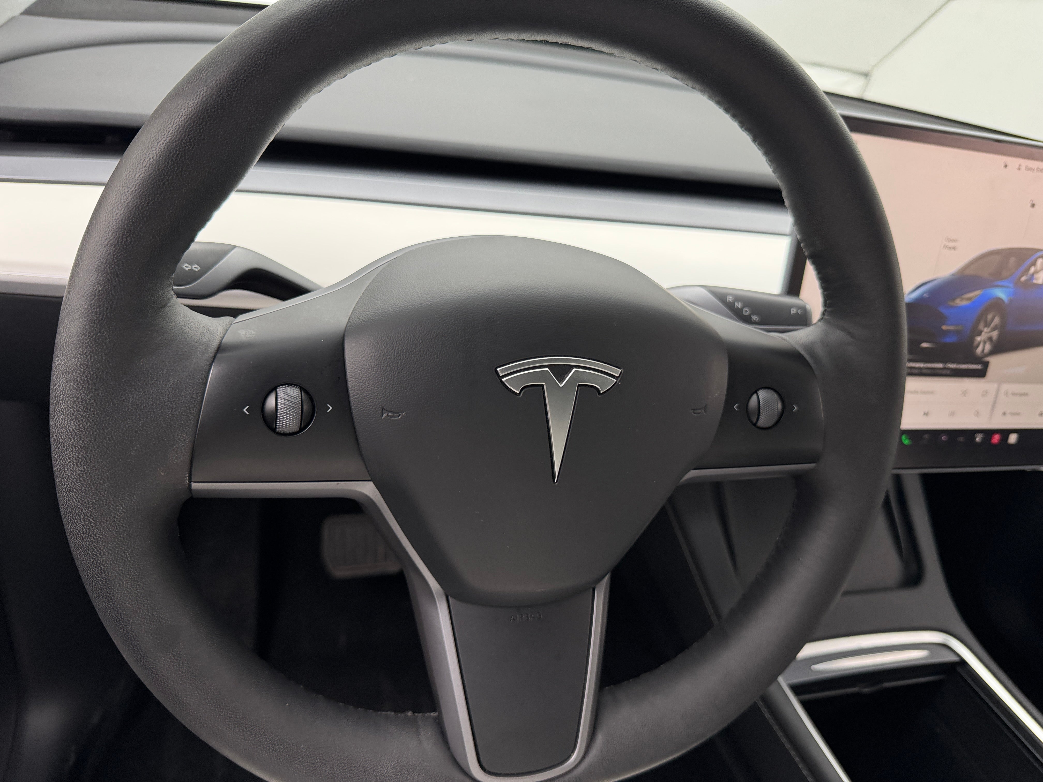 Thumbnail: 2023 Tesla Model Y - 4